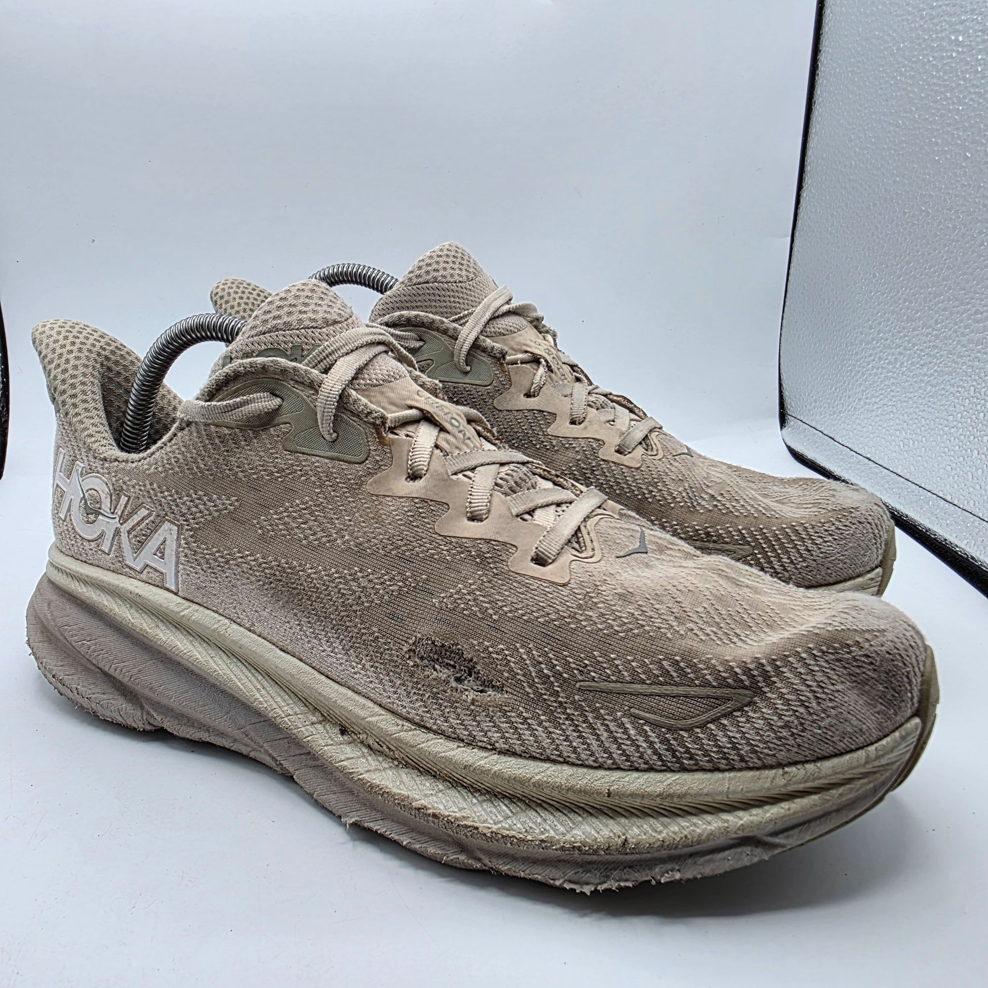 Hoka Hoka One One Clifton 9 Mens 10 White Athletic Shoes Running Size US 10 / EU 43 - 3 Thumbnail