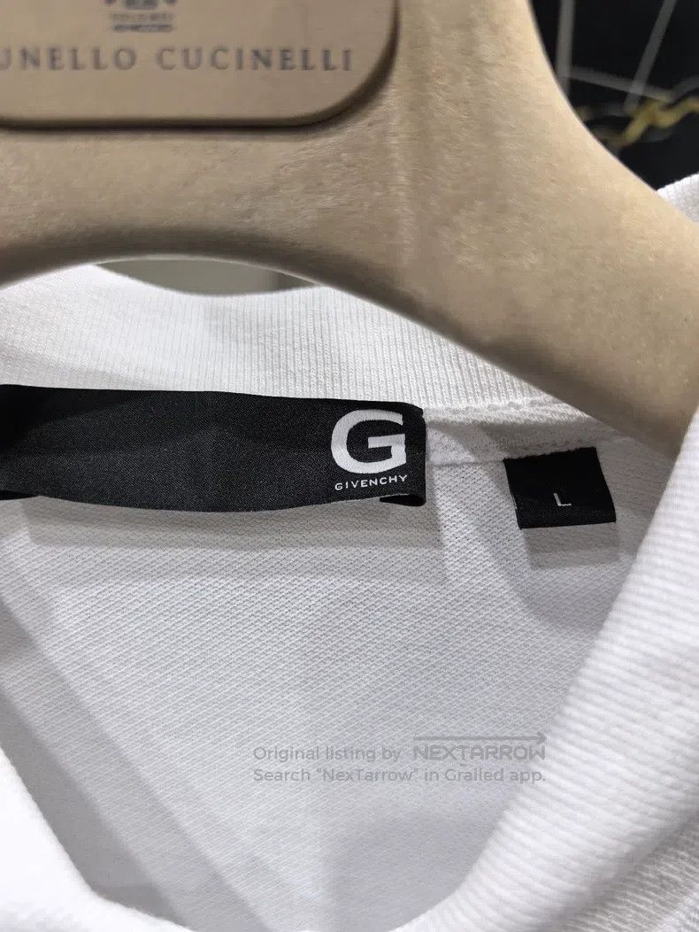 Givenchy Givenchy New Classic Gold Button Mens Short Sleeve Polo Size US L / EU 52-54 / 3 - 5 Thumbnail