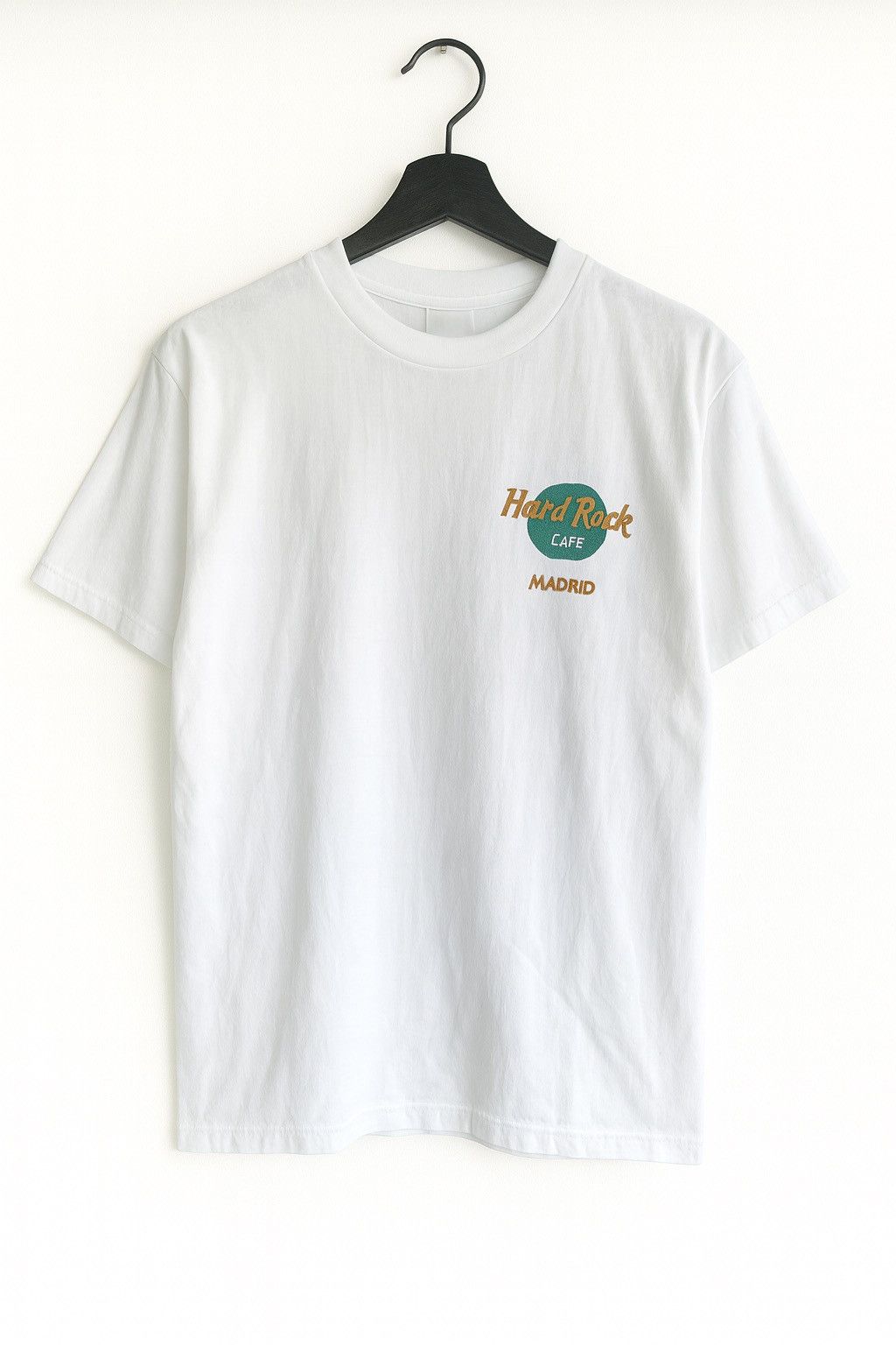 Hard Rock Cafe Vintage Hard Rock Cafe Madrid Heavy Tee White T-Shirt 1990s Size US M / EU 48-50 / 2 - 2 Thumbnail