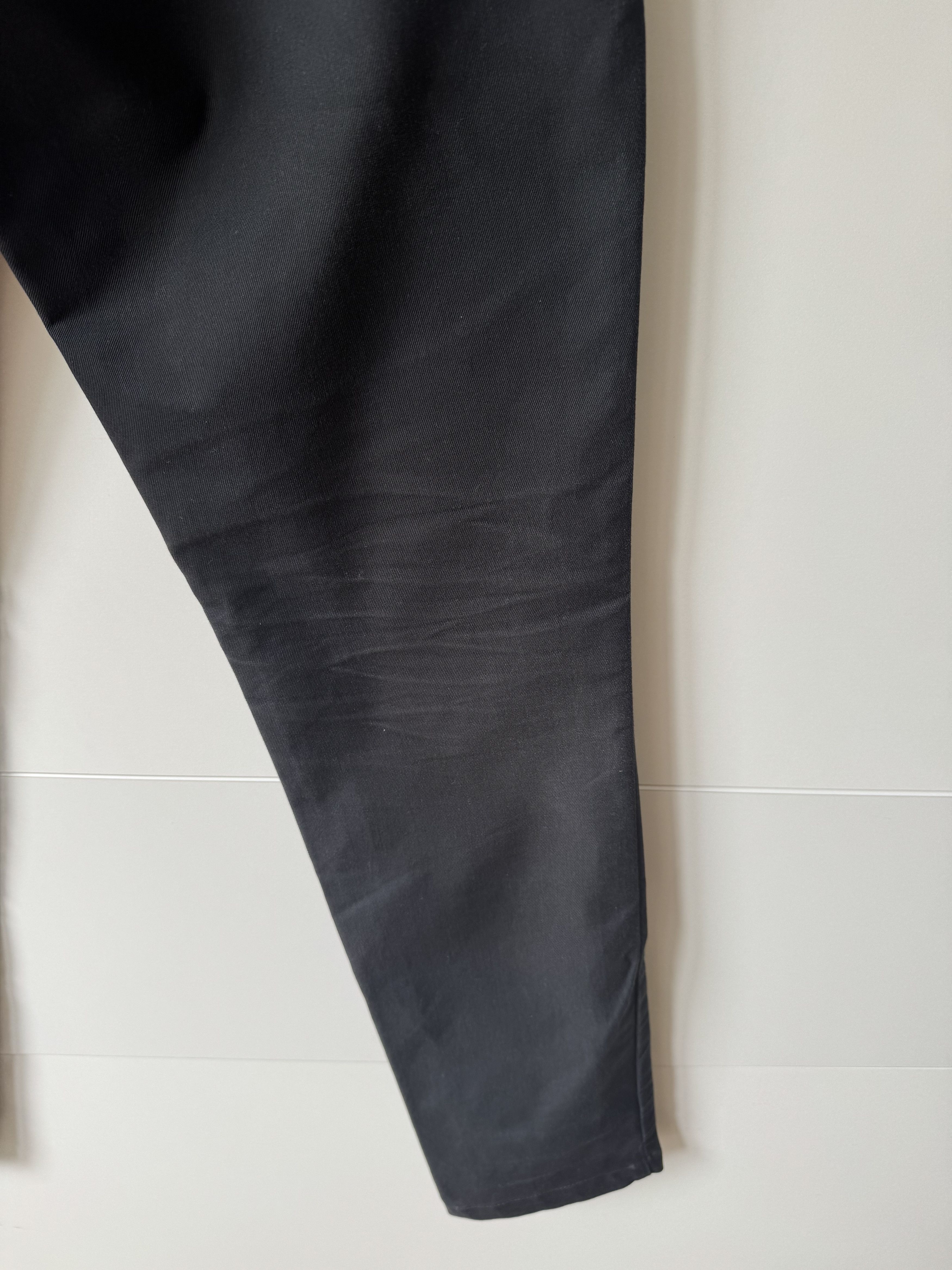 Carhartt [W30/L32] Sid Pant in Black Size US 30 / EU 46 - 8 Thumbnail