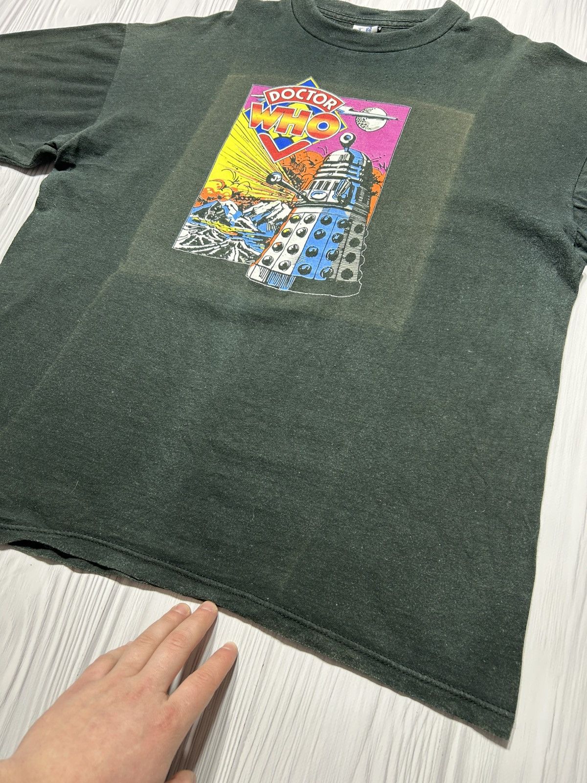 Vintage Vintage 90s Doctor Who Dalek Warzone T-Shirt Size US XL / EU 56 / 4 - 4 Thumbnail