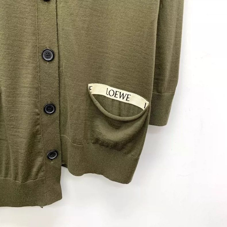 Loewe Loewe Military green wool V-neck single row button irregul Size S / US 4 / IT 40 - 4 Thumbnail