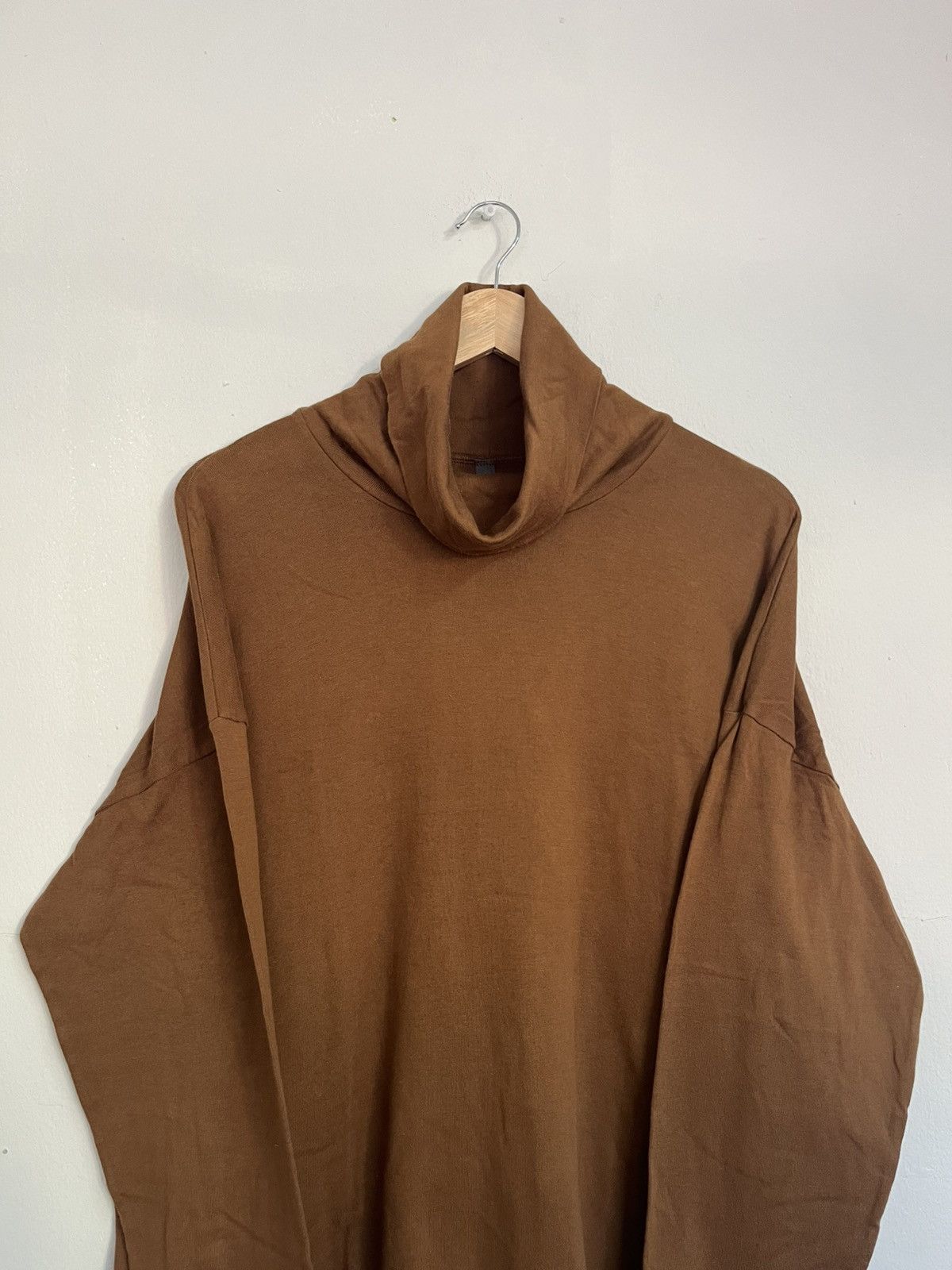 Attachment 💥Attachment Monster Neck/ Turtle Neck AVANTGARDE T Shirts Size US XL / EU 56 / 4 - 3 Thumbnail