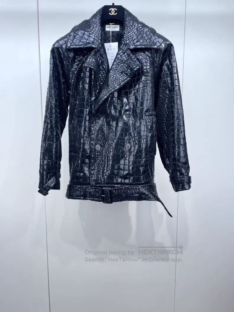 Saint Laurent Paris Saint Laurent Paris Black crocodile pattern leather coat Size XS / US 0-2 / IT 36-38 - 1 Thumbnail