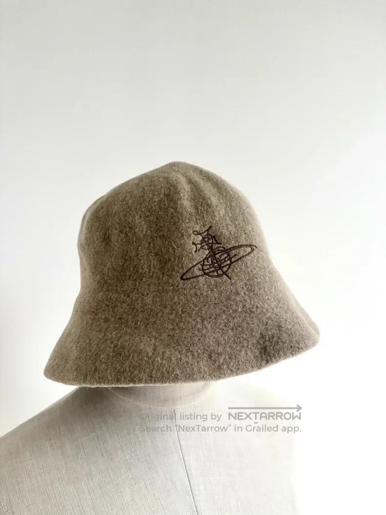 Vivienne Westwood Vivienne Westwood Oatmeal color large Saturn fisherman's h Size ONE SIZE - 2 Thumbnail