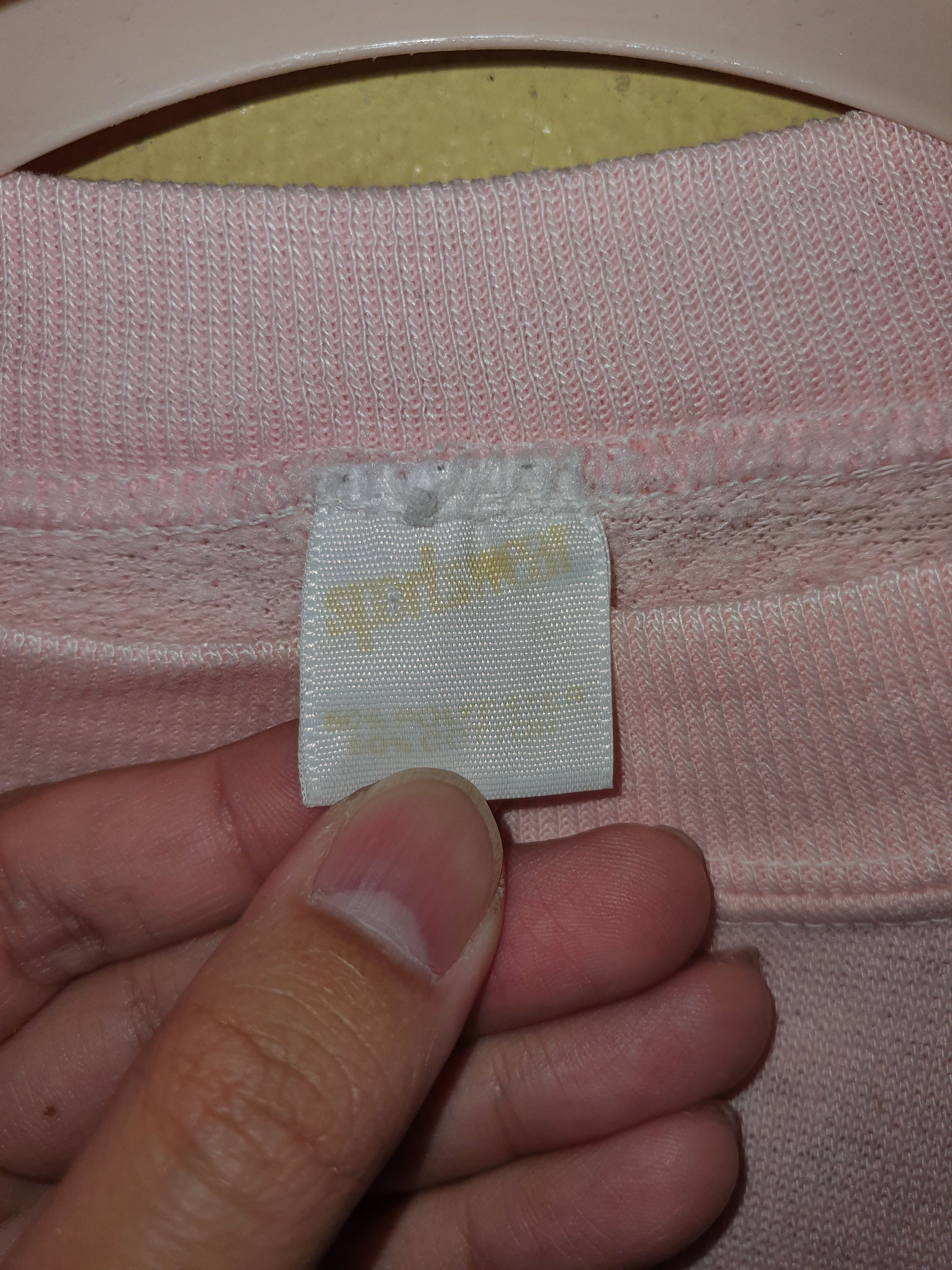 Sunray Sportswear vintage pink "The Tale of Peter Rabbit" graphic sweatshirt. Size US S / EU 44-46 / 1 - 5 Thumbnail