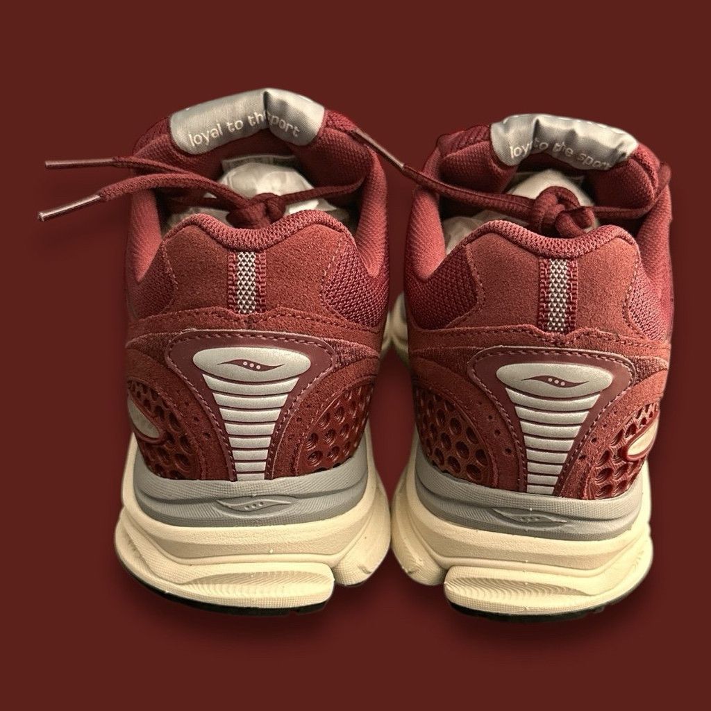 Saucony Saucony ProGrid Triumph 4 Premium (maroon/grey) size 9.5 Size US 9.5 / EU 42-43 - 4 Thumbnail