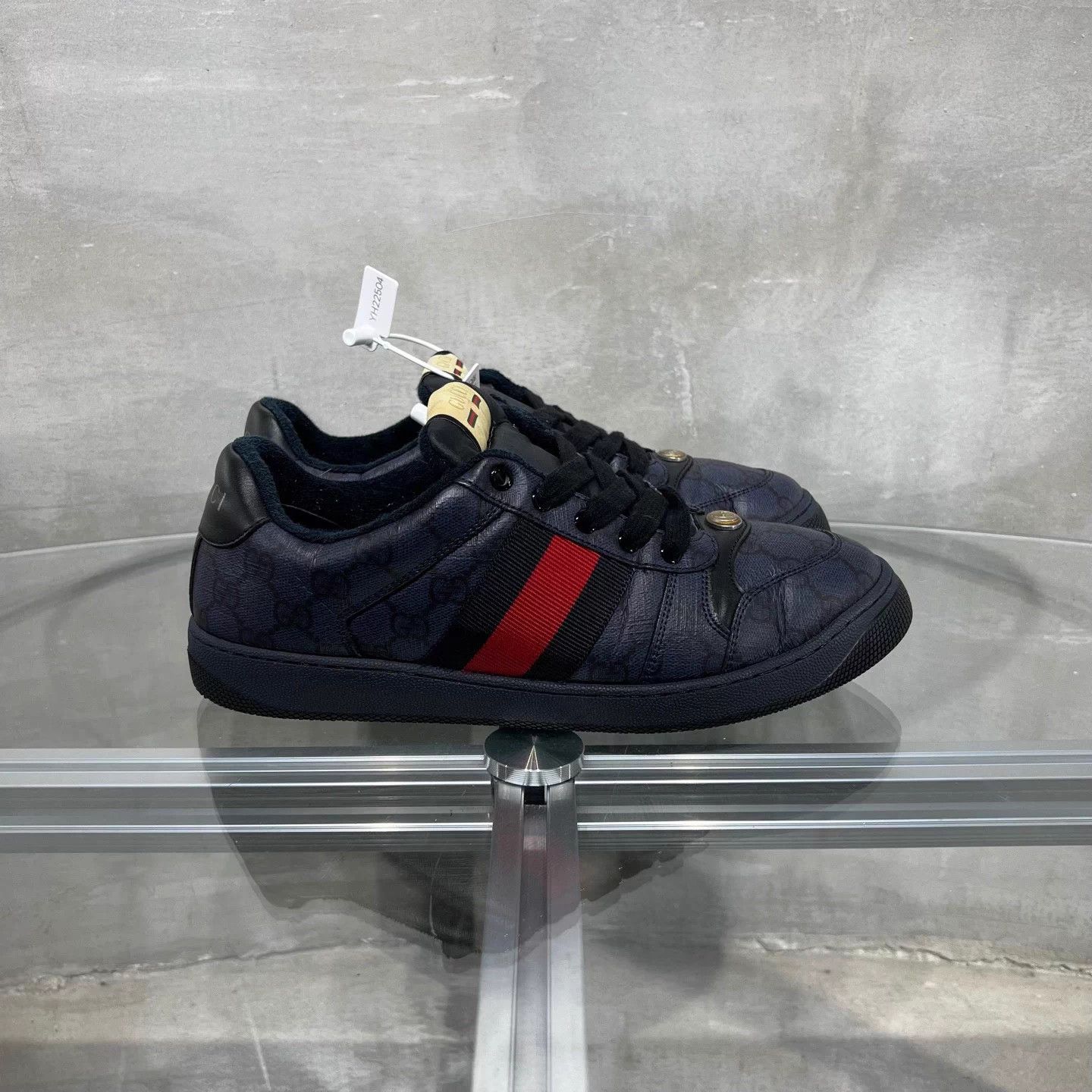 Gucci GUCCI Screener GG Monogram Distressed Sneakers UK9 Size US 10 / EU 43 - 4 Thumbnail