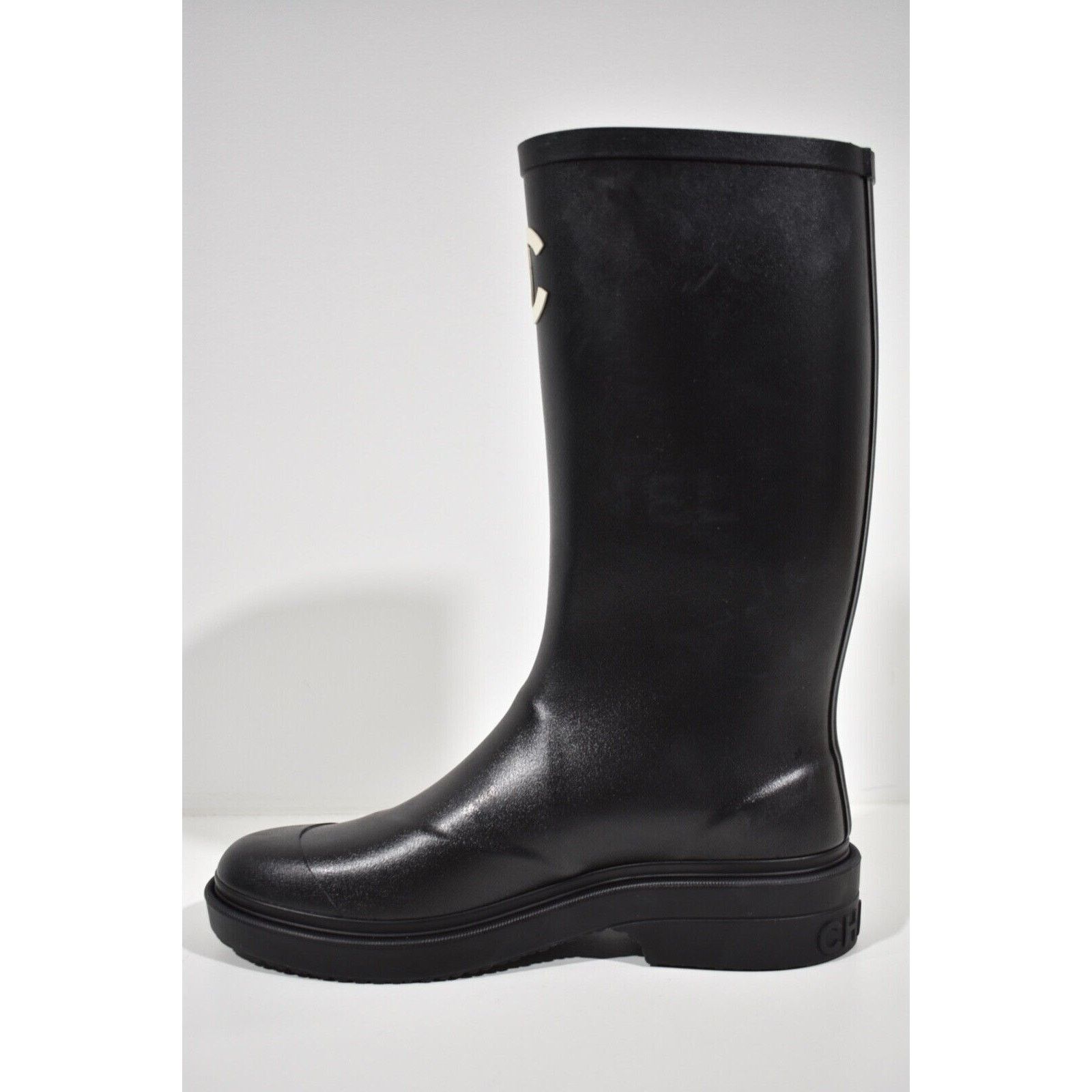 Chanel Chanel REV Black White CC Logo High Rubber Rain Boots 41 Size US 11 / IT 41 - 9 Thumbnail