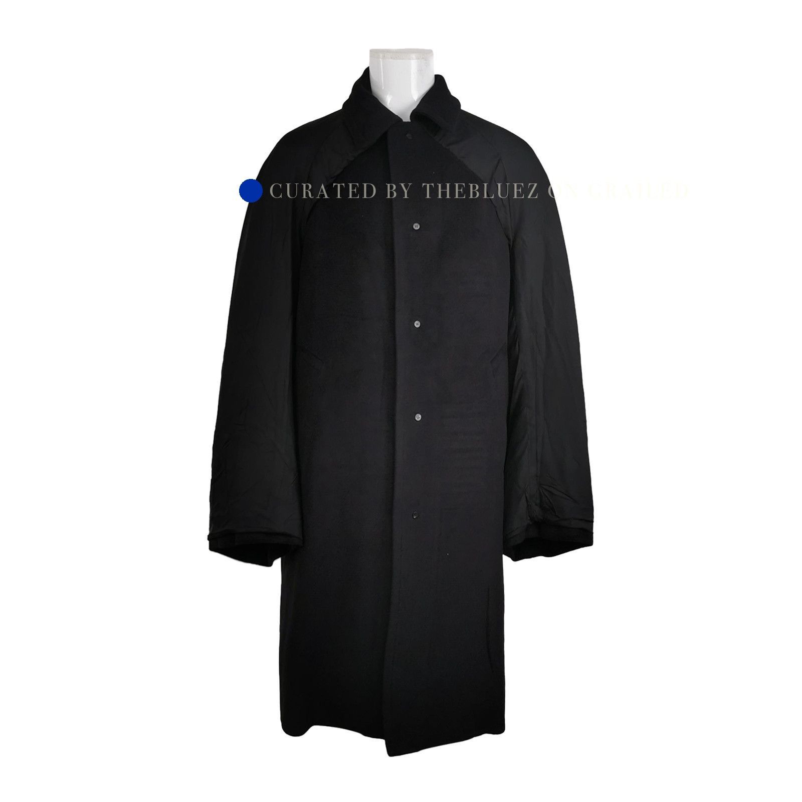 Balenciaga Black Solid Heavy Coat in Size XS Size US XS / EU 42 / 0 - 1 Thumbnail