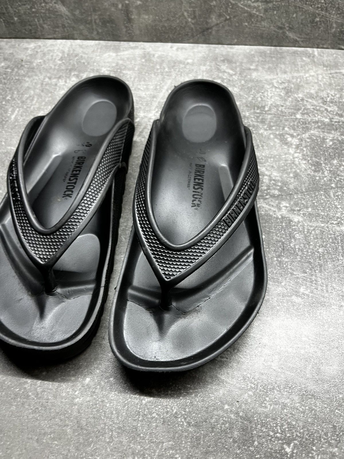Birkenstock Birkenstock Honolulu Essentials EVA Thong Sandals Black Size US 8 / IT 38 - 2 Thumbnail