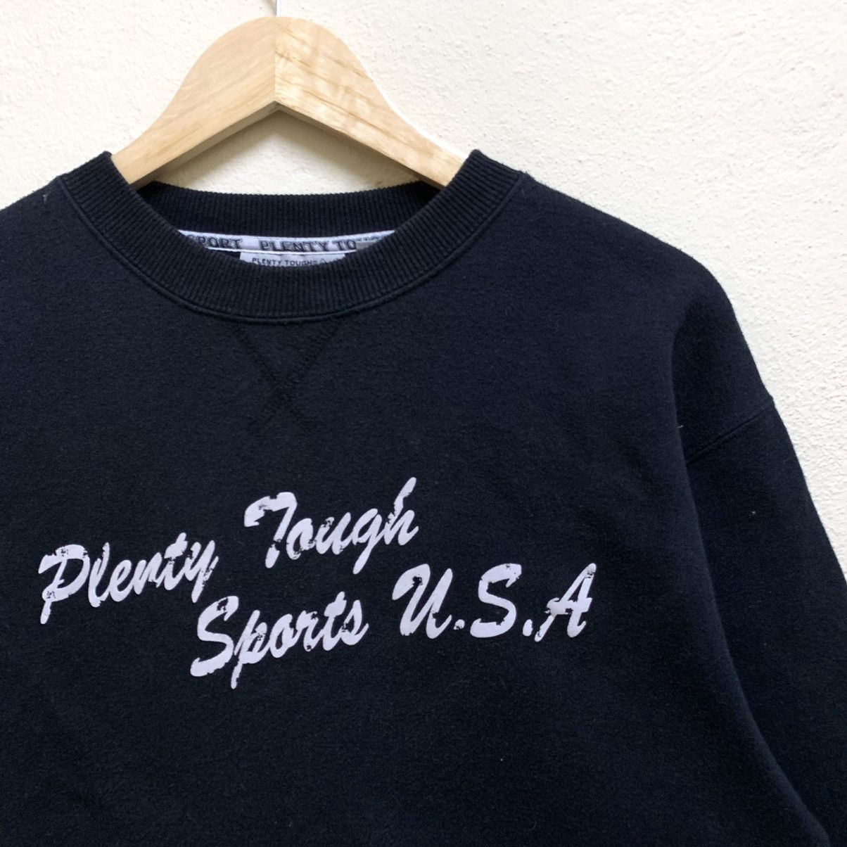 Vintage Vintage PLENTY TOUGH SPORTS USA Spell out Sweatshirt Size US M / EU 48-50 / 2 - 3 Thumbnail