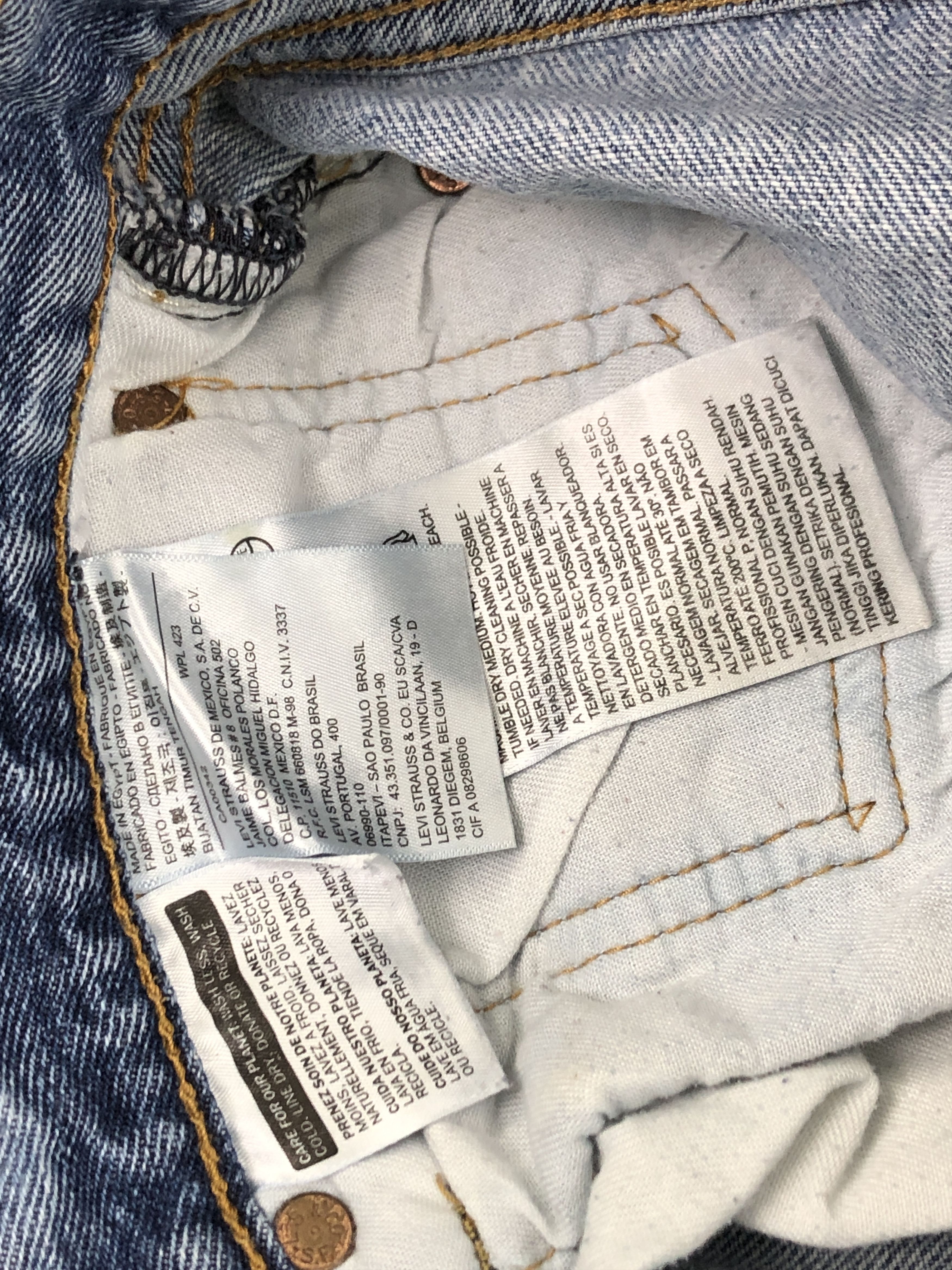 Levi's × Vintage Vintage Levi's 501 Light Blue Denim Jeans Size US 31 - 9 Thumbnail