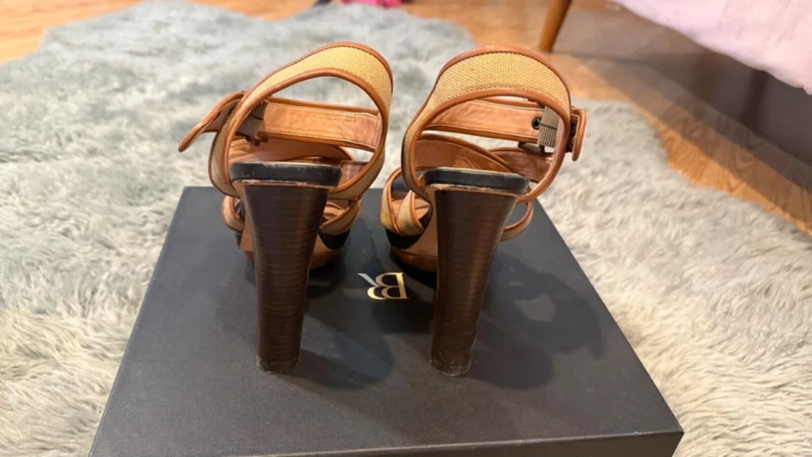 Banana Republic Summer platform heels with straps Size US 7 / IT 37 - 4 Thumbnail