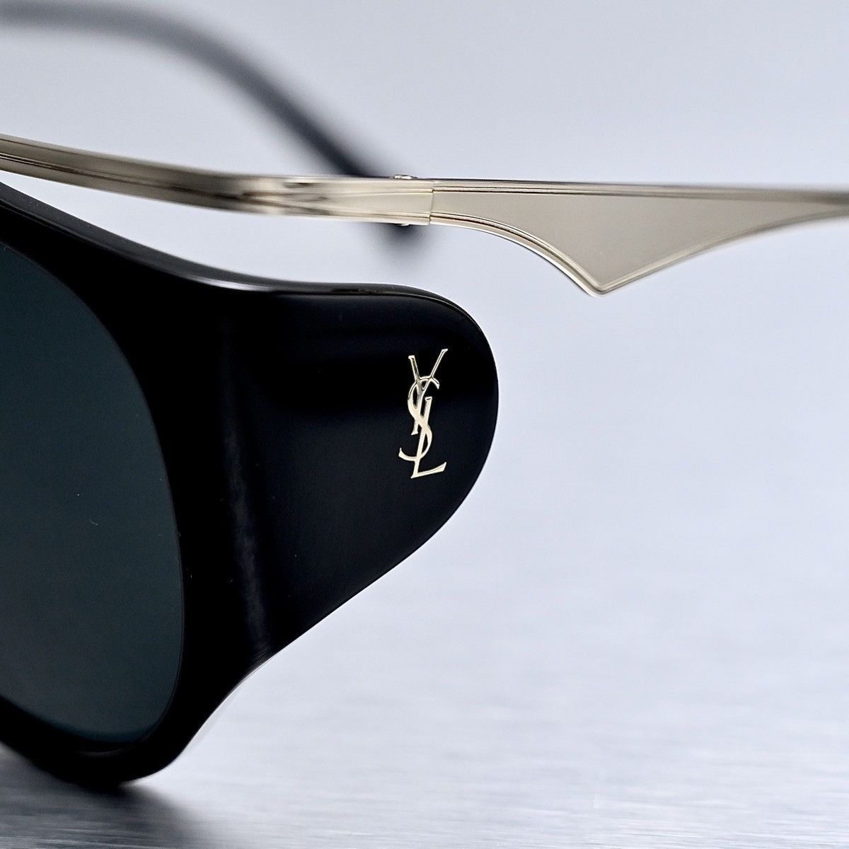 Yves Saint Laurent SAINT LAURENT SL M137 AMELIA SUNGLASSES Size ONE SIZE - 3 Thumbnail