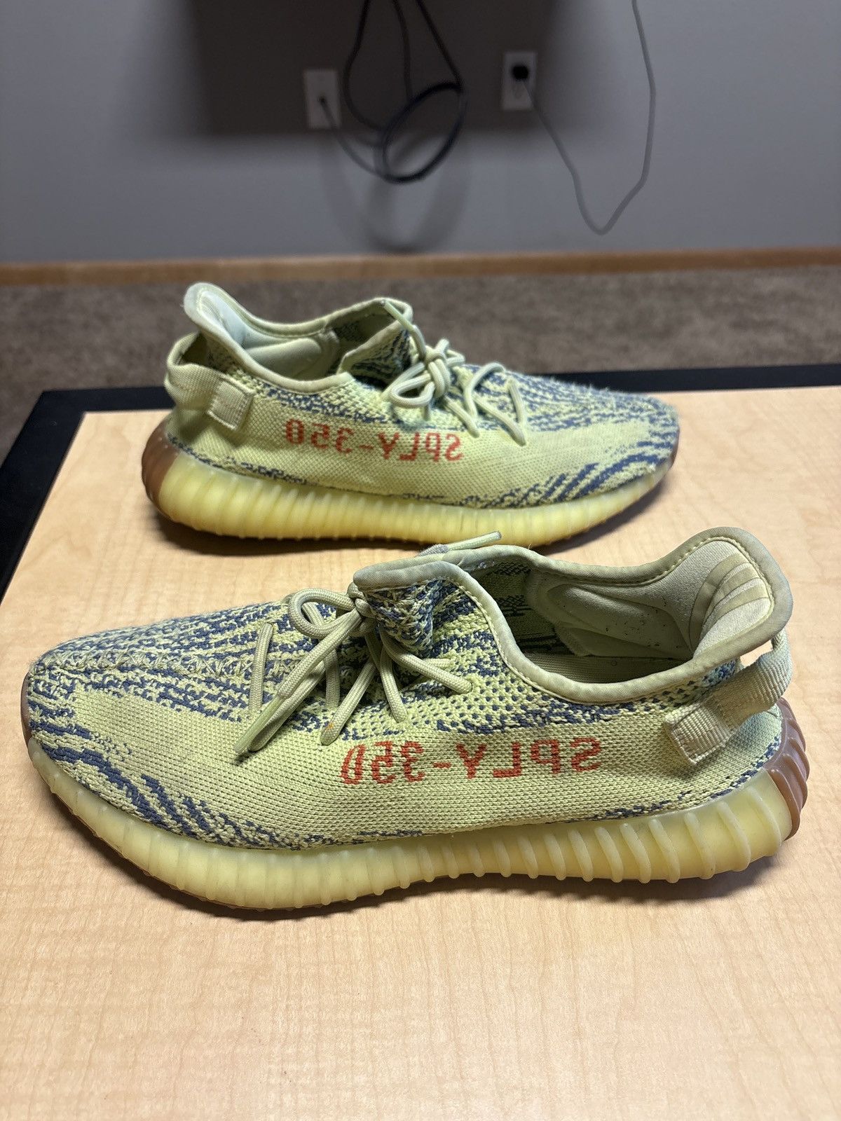 Yeezy Yeezy 350 V2 Yellow Size US 9.5 / EU 42-43 - 1 Thumbnail