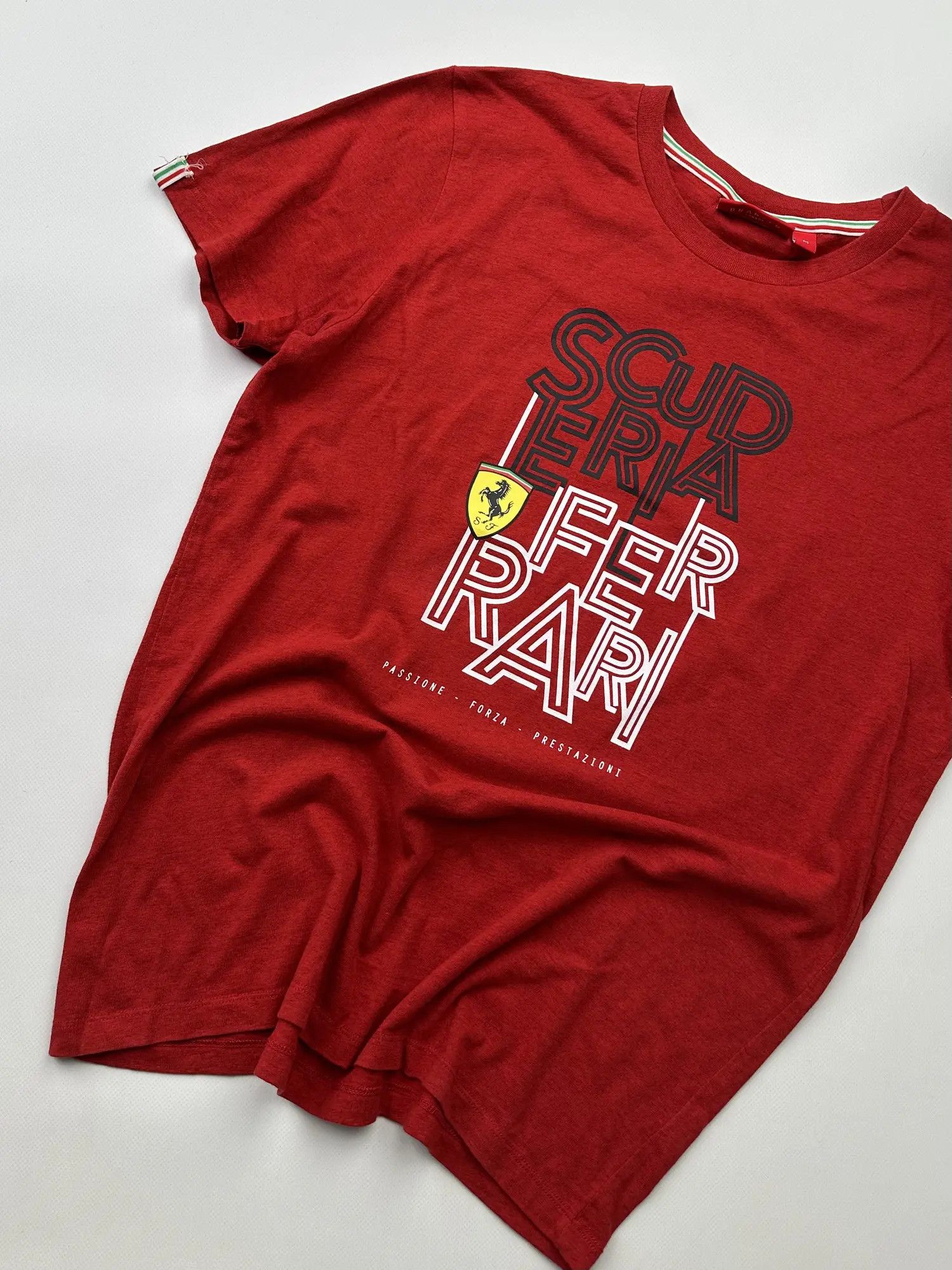 Ferrari Scuderia Ferrari T-Shirt (225) Size US M / EU 48-50 / 2 - 2 Thumbnail