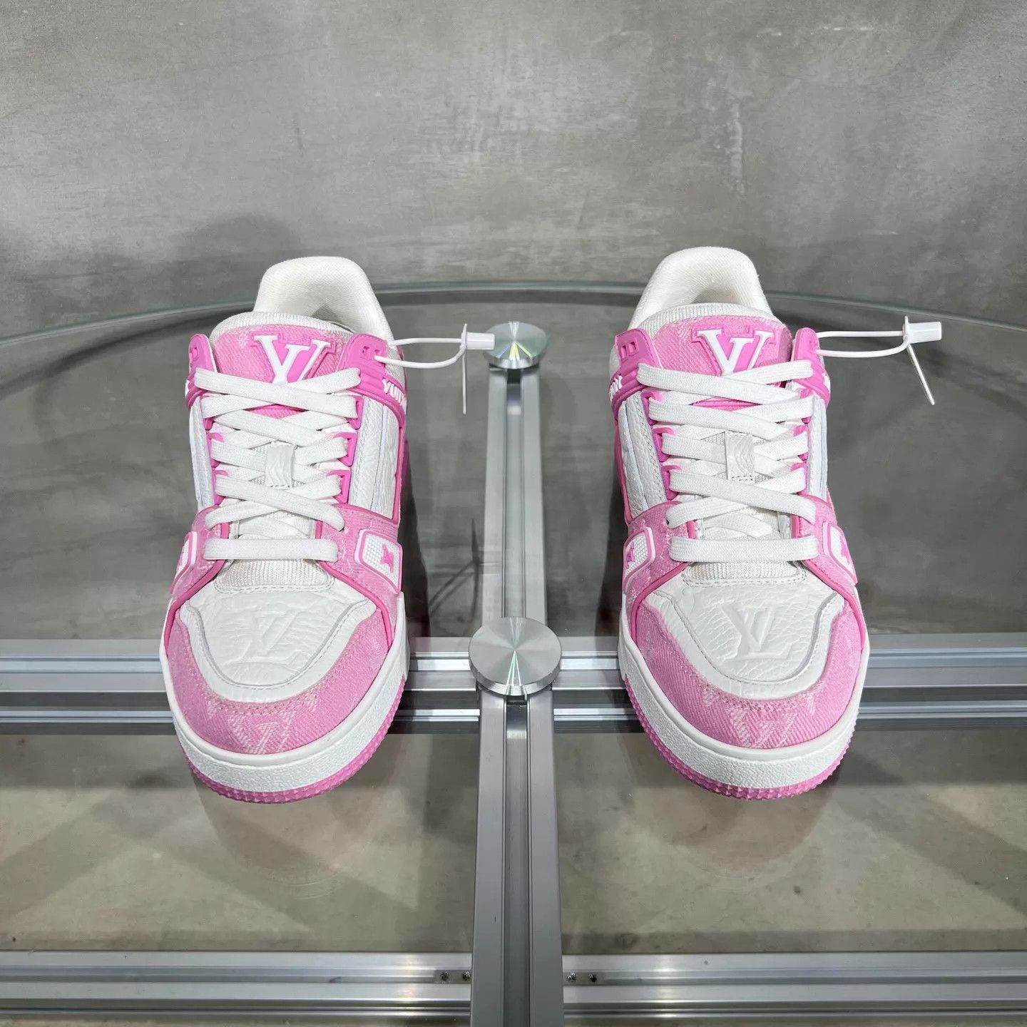 Louis Vuitton LV Trainer pink and white denim 35.5 Size US 5 / IT 35 - 1 Thumbnail