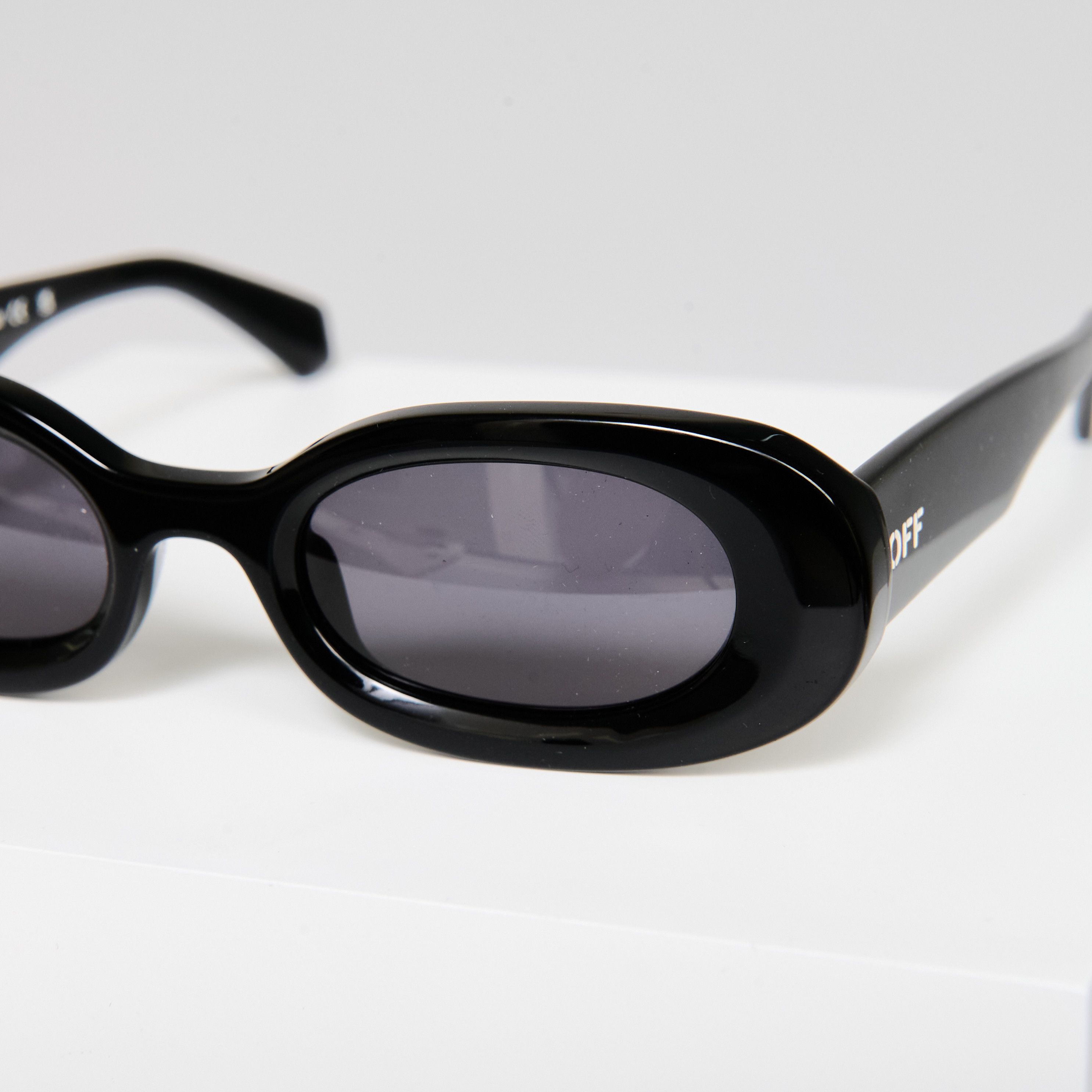 Off-White OFF WHITE AMALFI BLACK SUNGLASSES Size ONE SIZE - 2 Thumbnail