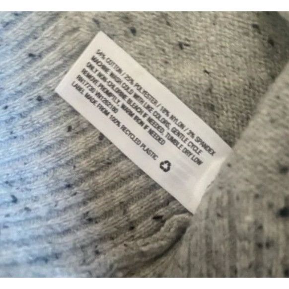 Other Cozy Gray Sweater By Stars Above With Speckled Design V-Neck Size ONE SIZE - 8 Thumbnail