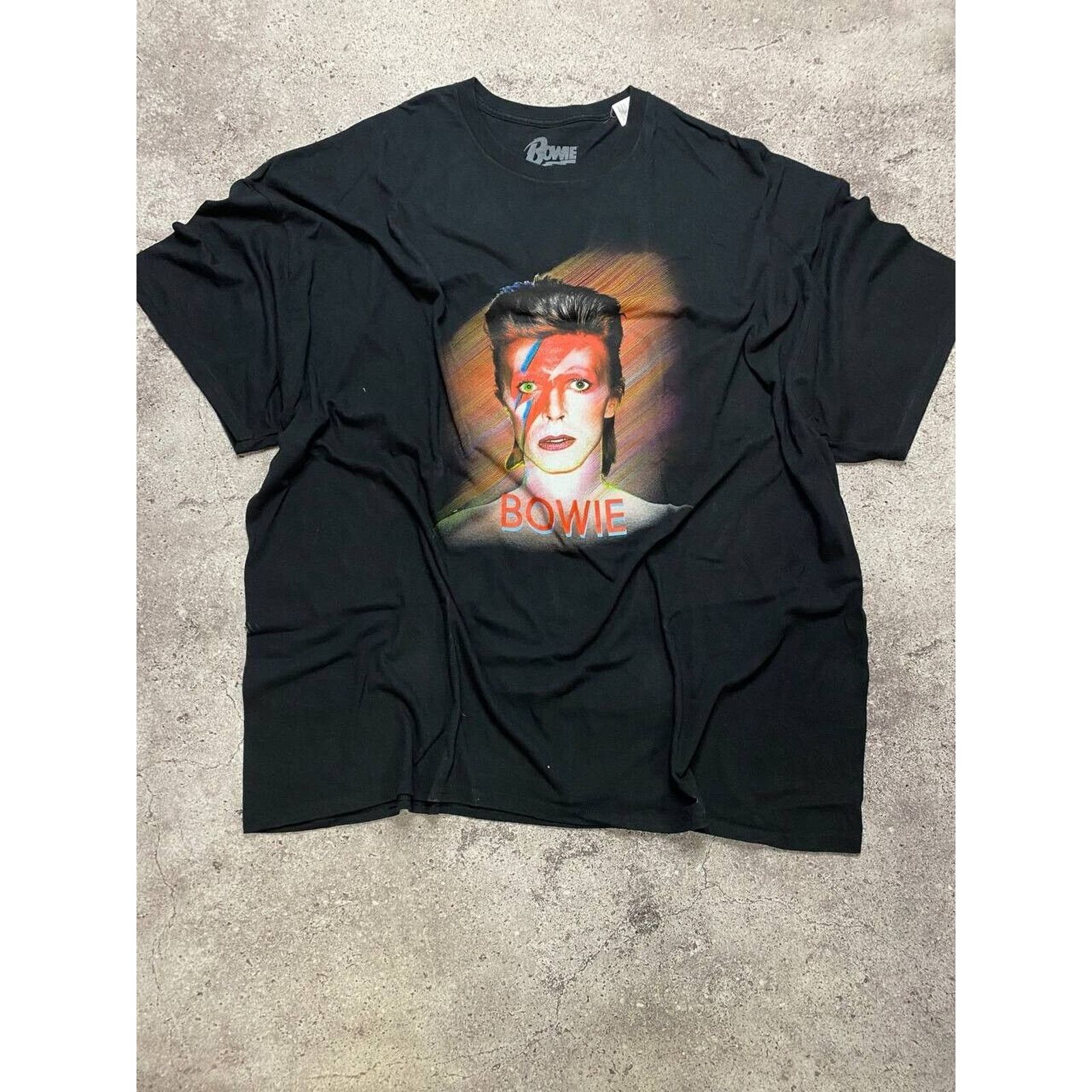 Band Tees Vintage David Bowie Aladdin Sane T-Shirt 4XL Black Rock Tee Size US XXL / EU 58 / 5 - 1 Thumbnail