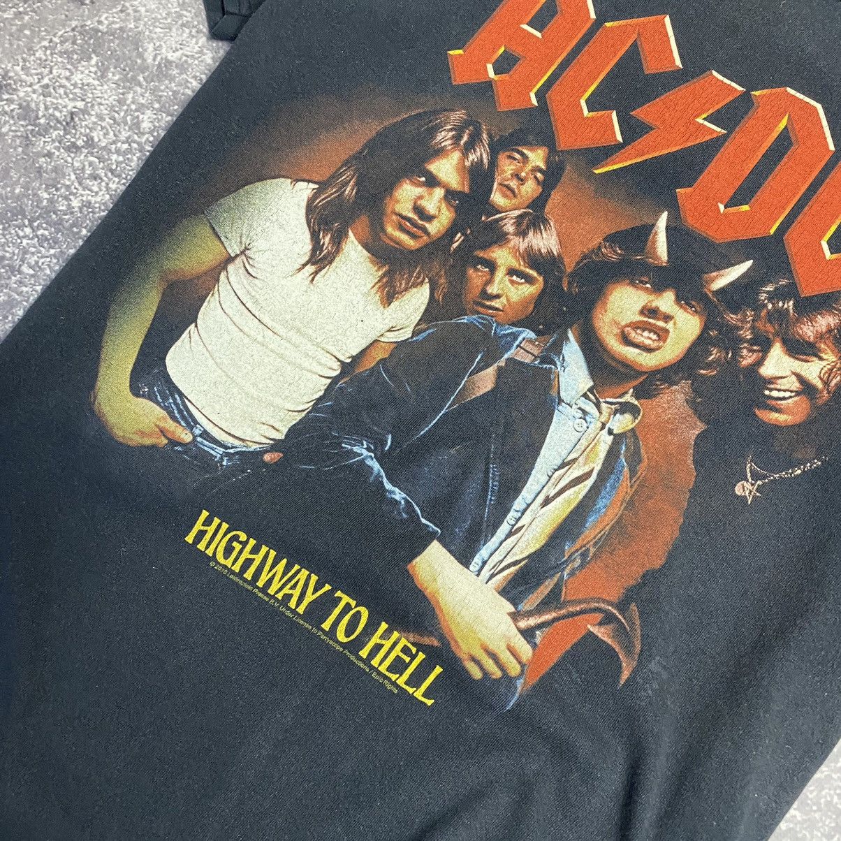 Band Tees × Vintage Vintage AC/DC 2010 Highway to hell big logo band tee Size US L / EU 52-54 / 3 - 5 Thumbnail