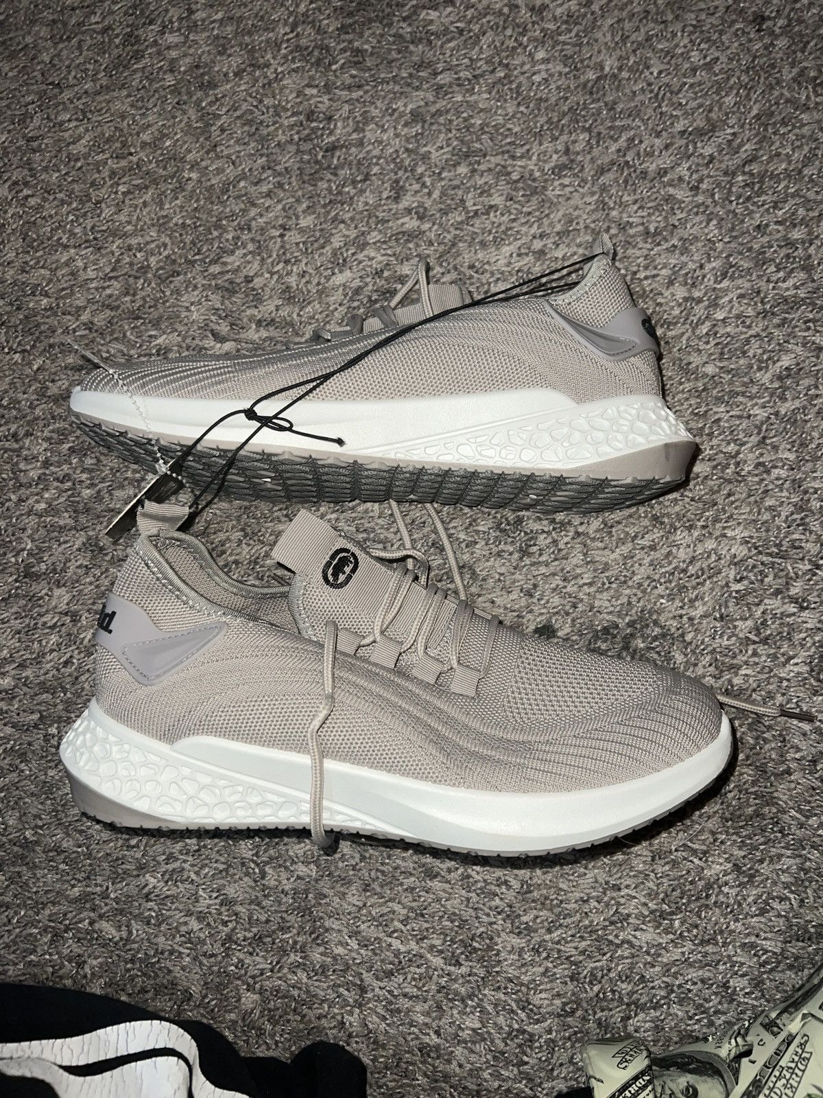 Eckō Unltd. Fly Knit Sneakers