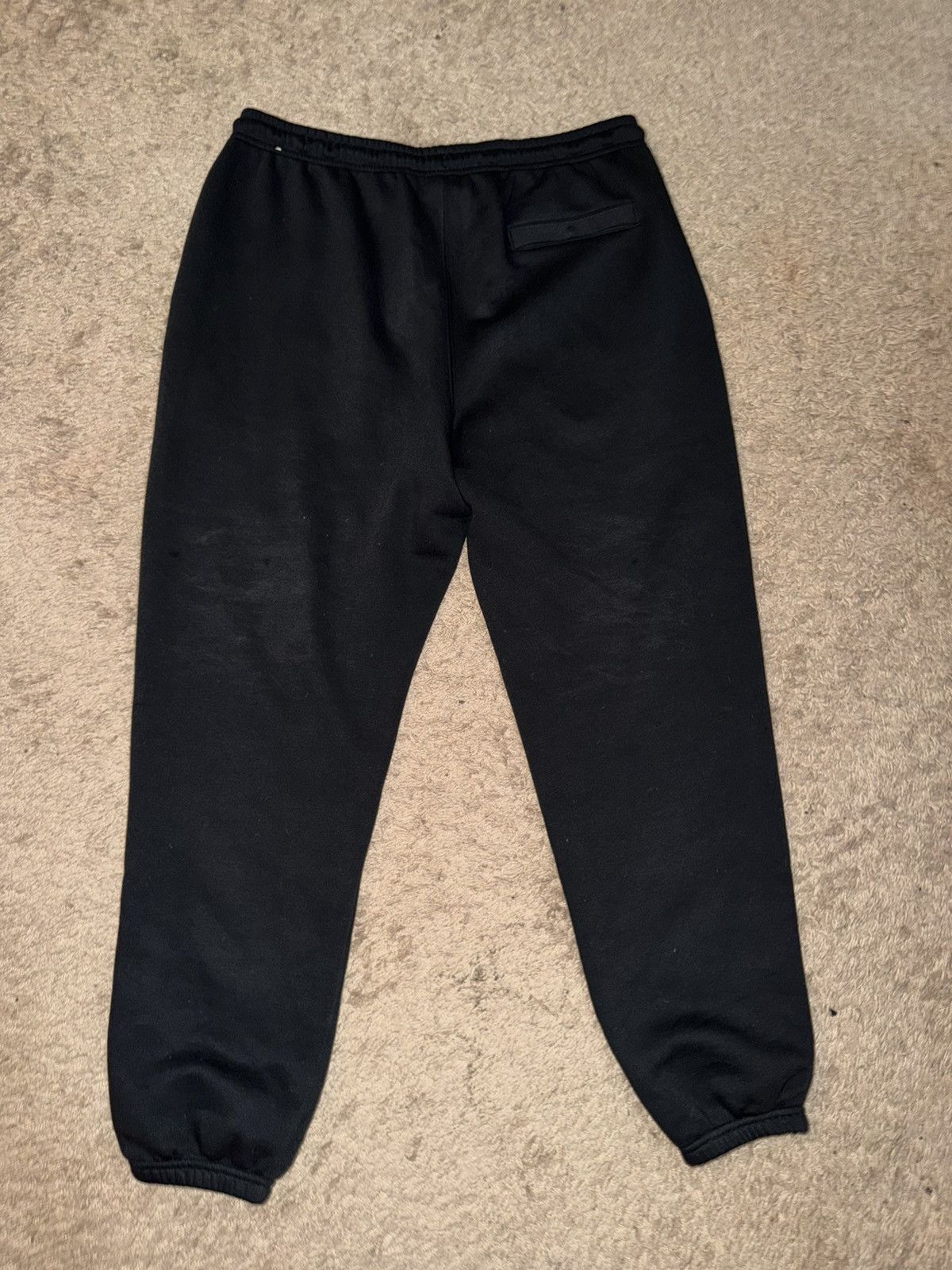 Nike Nike Club Sweatpants ‘Black’ Size US 34 / EU 50 - 2 Thumbnail