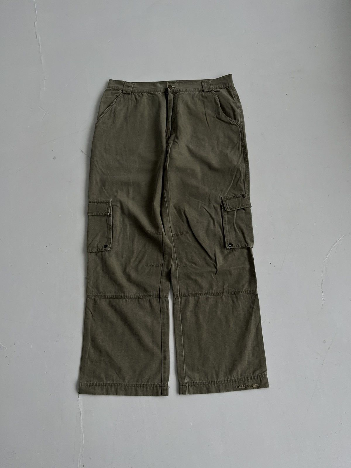 20471120 Vintage Japanese wide cargo cropped pants trousers Y2K Size US 32 / EU 48 - 4 Thumbnail