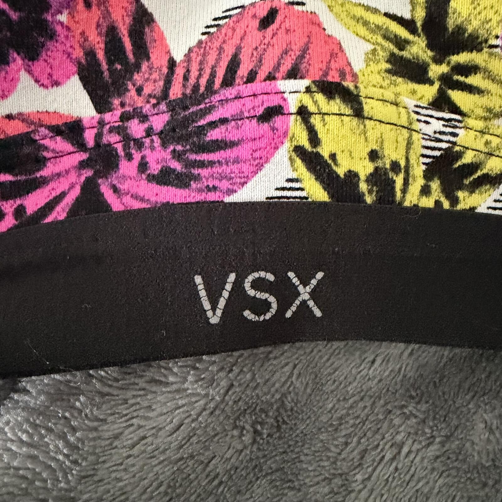 Other Victoria's Secret VSX Sport Floral Sports Bra Size 32C Size ONE SIZE - 2 Thumbnail
