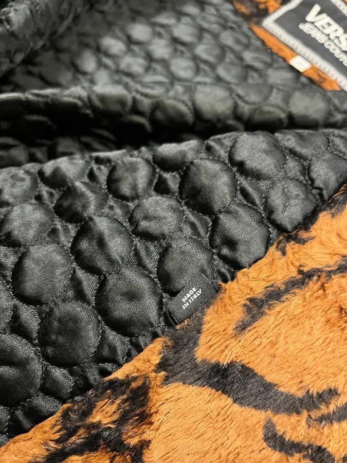 Versace 1990s Versace Brown Tiger Stripe Fuzzy Jacket Size M / US 6-8 / IT 42-44 - 10 Thumbnail