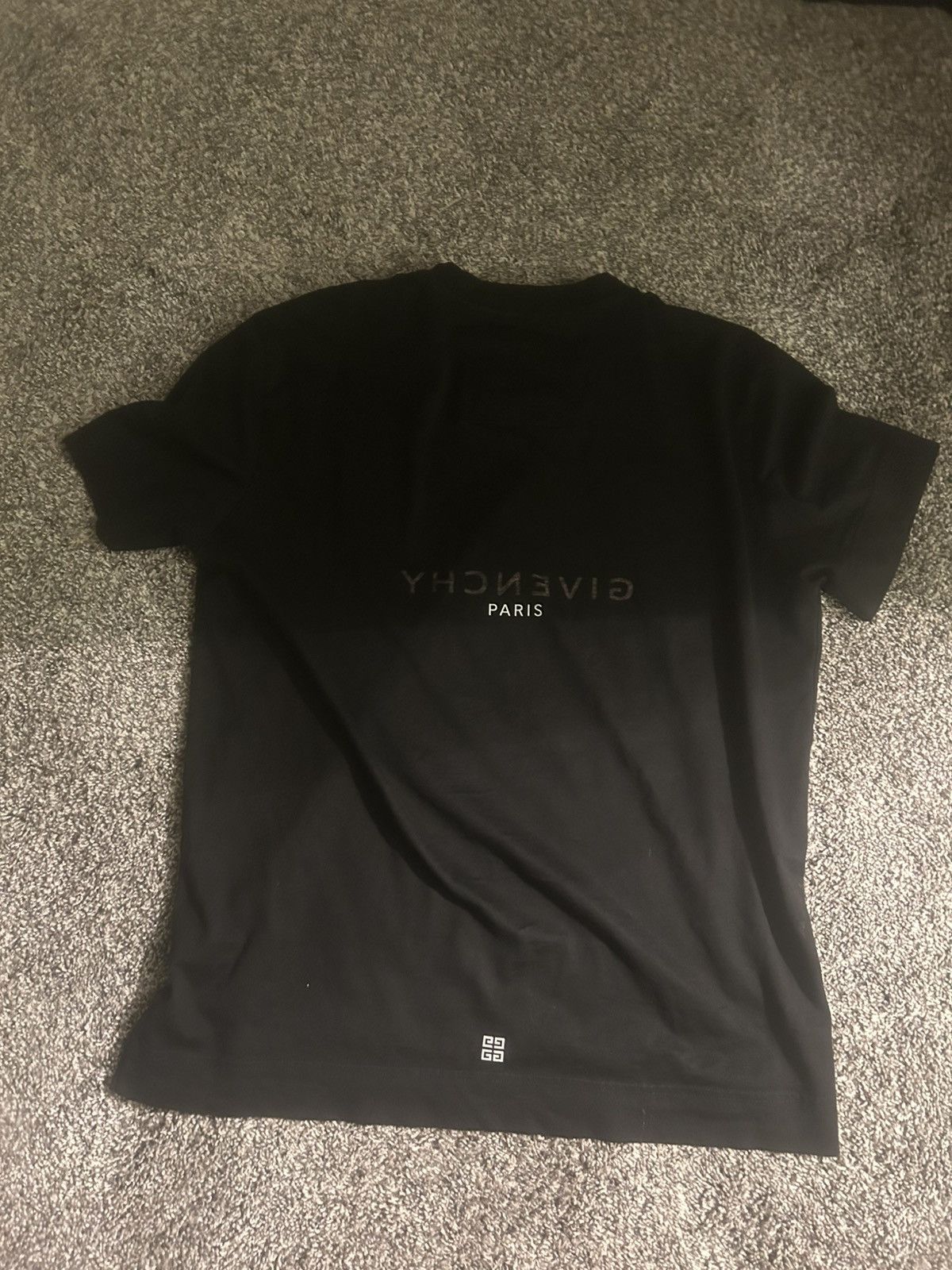 Givenchy Givenchy Reverse T-Shirt Size US L / EU 52-54 / 3 - 2 Thumbnail