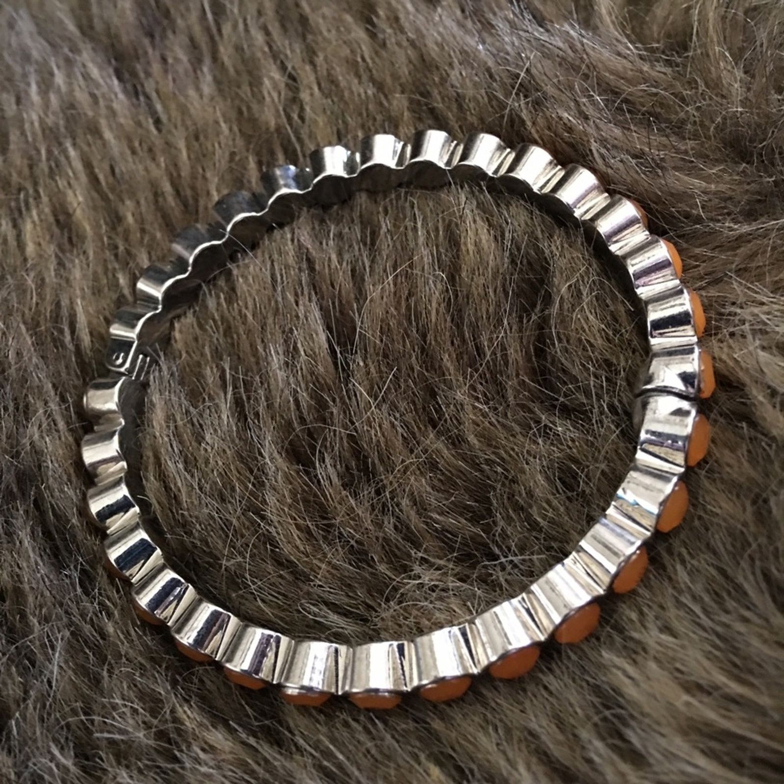 Jewelry Faceted tangerine glass stone magnet bracelet Size ONE SIZE - 5 Thumbnail