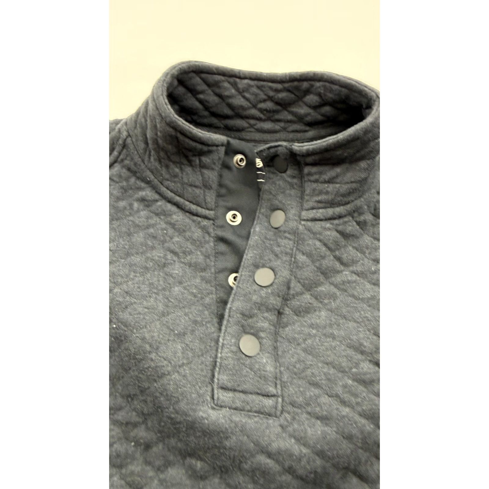 Eddie Bauer Eddie Bauer Sweatshirt Mens Large Quilted Snap Mock Neck Pockets Logo Dialed Henley Charcoal Gray Size US L / EU 52-54 / 3 - 5 Thumbnail