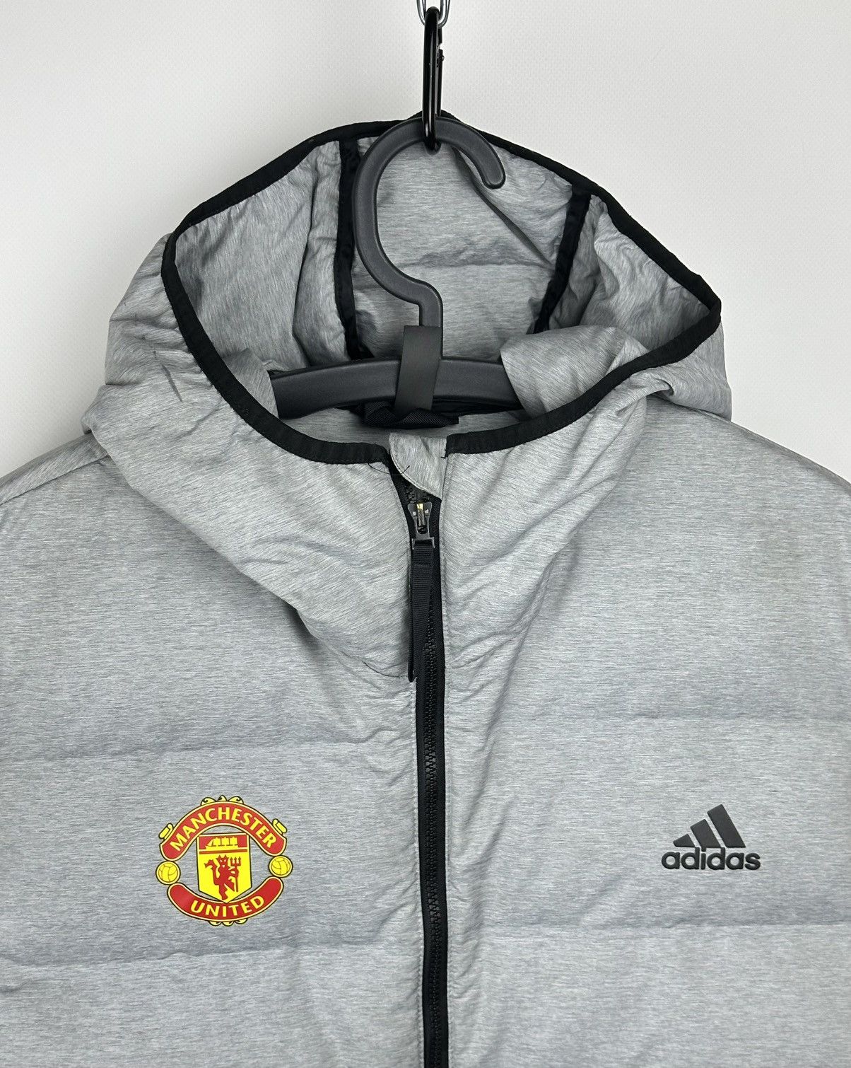 Adidas Adidas Manchester United Down Jacket Hooded 2020/21 Size M Size US M / EU 48-50 / 2 - 2 Thumbnail
