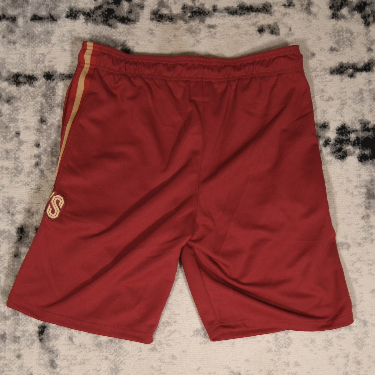 NBA NBA Cleveland Cavaliers Basketball Sweat Shorts Size US 34 / EU 50 - 2 Thumbnail