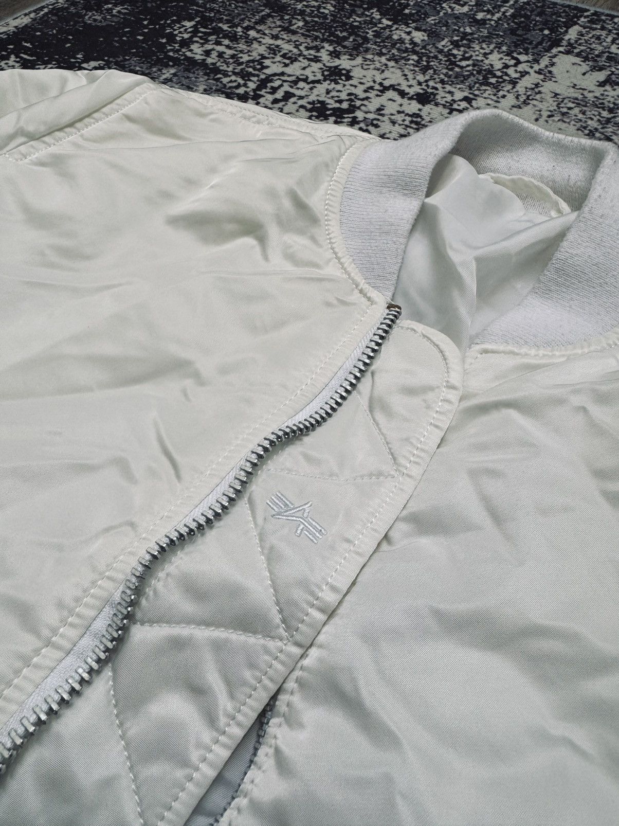 Alpha Industries Alpha Industries Bomber Jacket Size S reverse y2k vintage Size US S / EU 44-46 / 1 - 4 Thumbnail