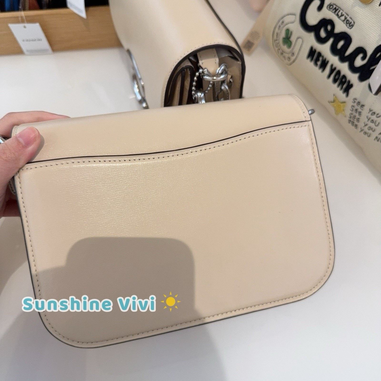 Coach NWT COACH Crossbody Bag Idol Bag Ivory Leather CM557 Size ONE SIZE - 3 Thumbnail