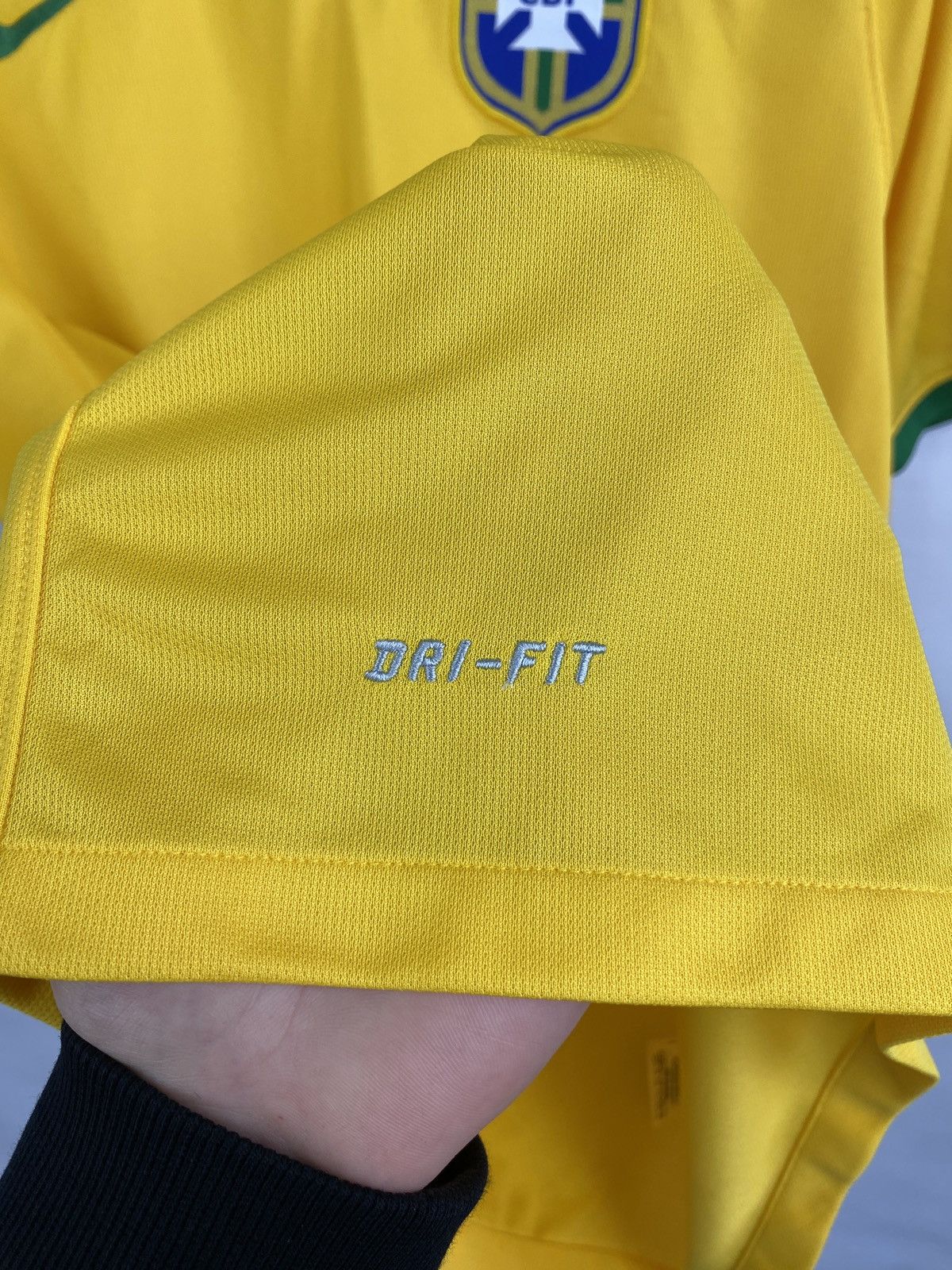 Nike 🇧🇷 Nike Brazil 2014 soccer jersey Size US L / EU 52-54 / 3 - 7 Thumbnail
