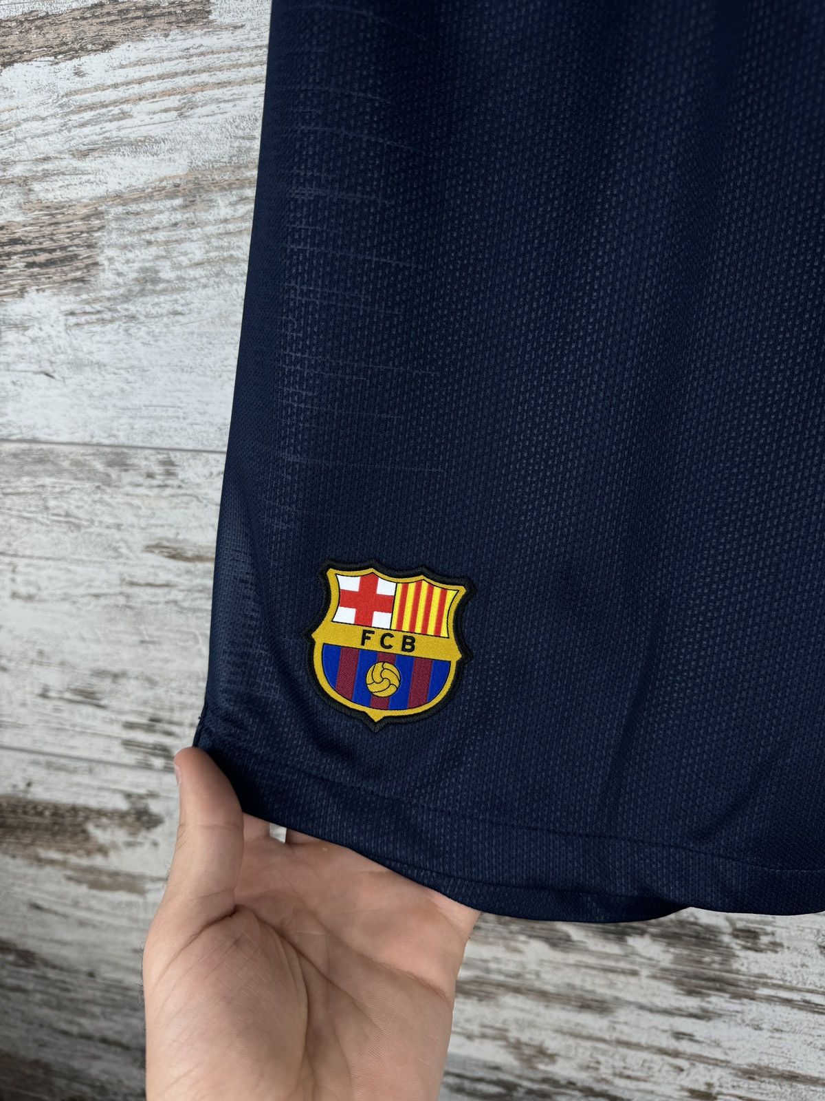 Vintage Mens Vintage Nike FC Barcelona soccer shorts football y2k Size US 32 / EU 48 - 3 Thumbnail