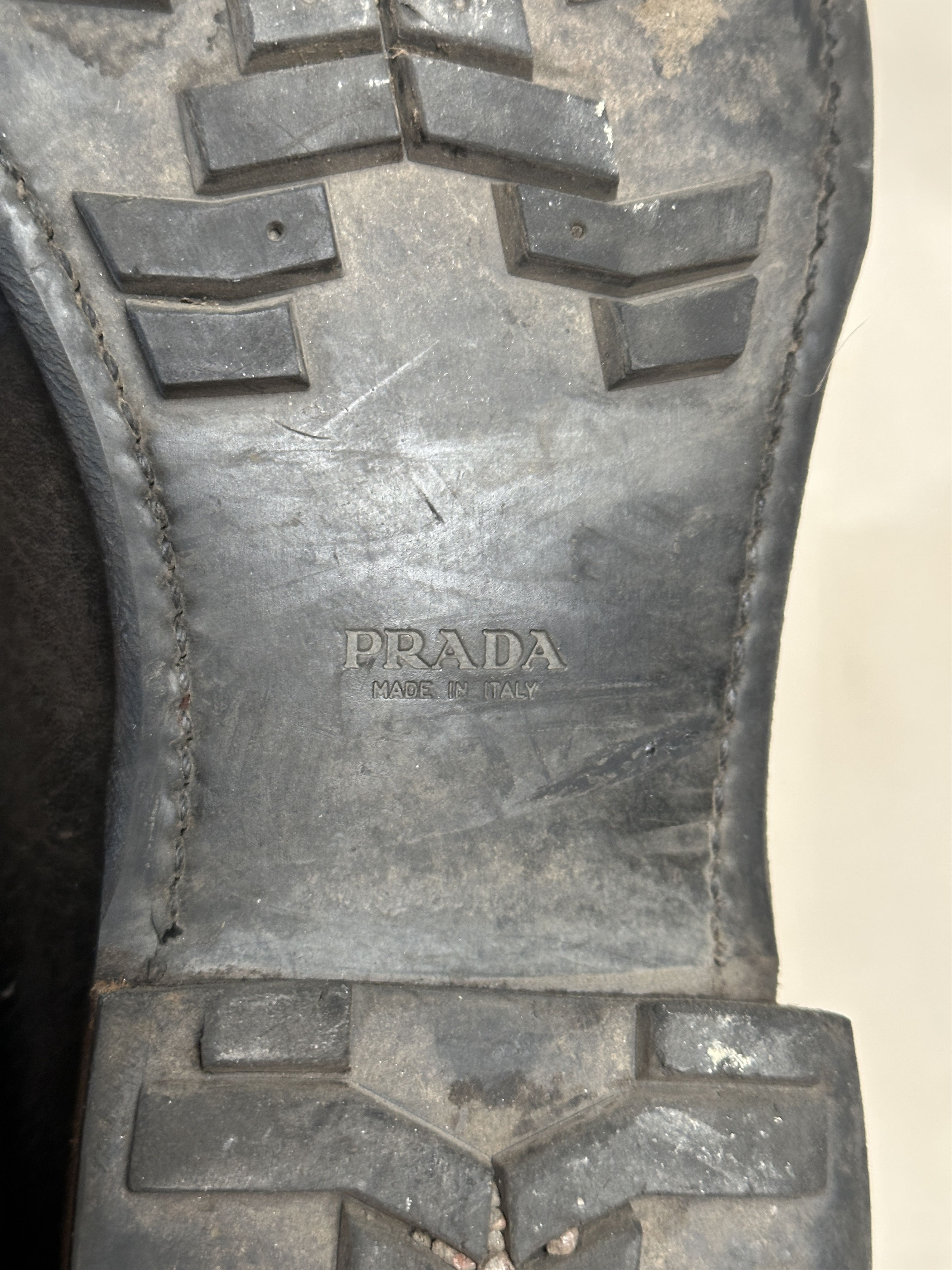 Prada Prada dark brown pebble grain leather moc-toe lace-up Size US 10 / EU 43 - 12 Thumbnail