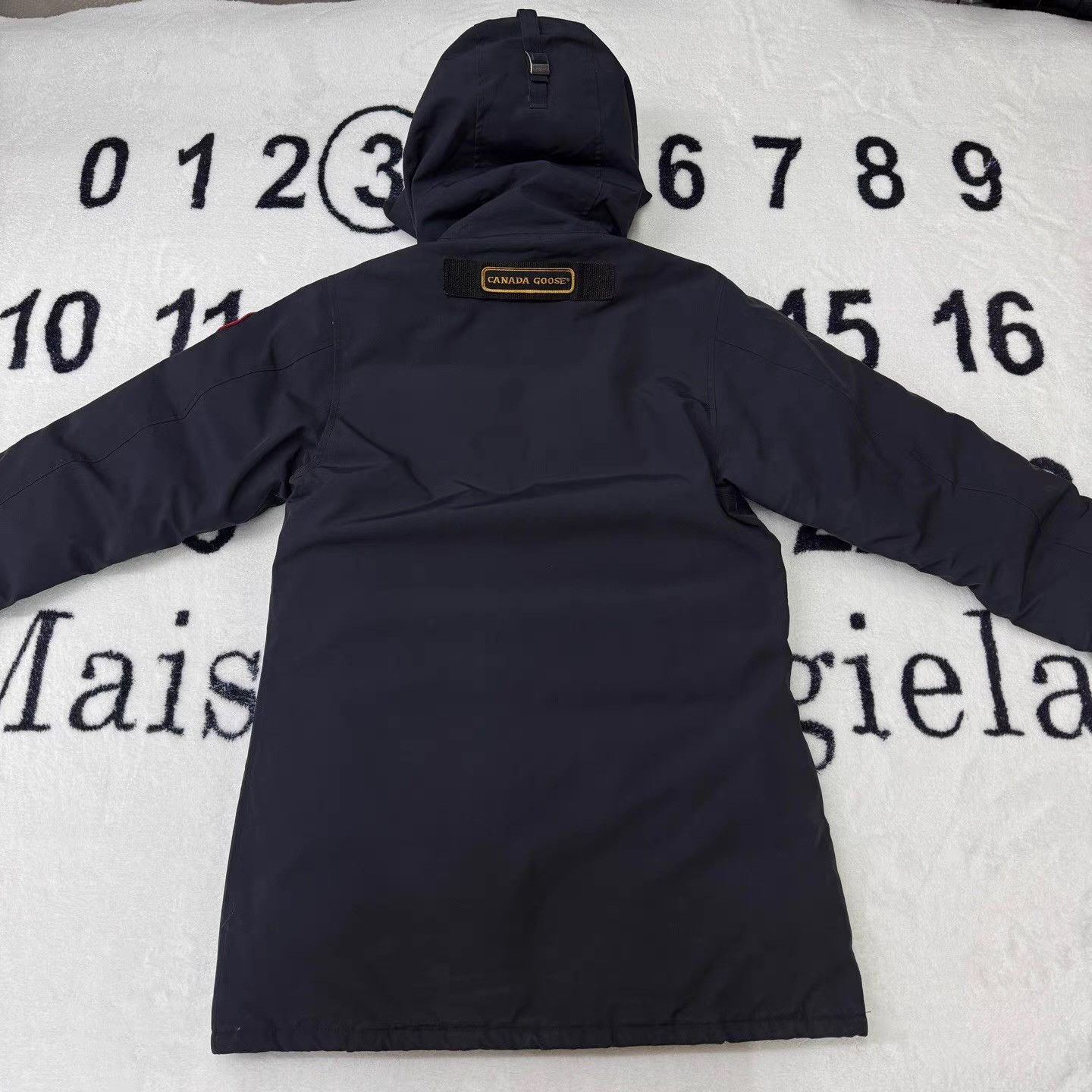 Canada Goose Canada Goose Navy Parka Down Jacket。 Q10 Size US S / EU 44-46 / 1 - 2 Thumbnail