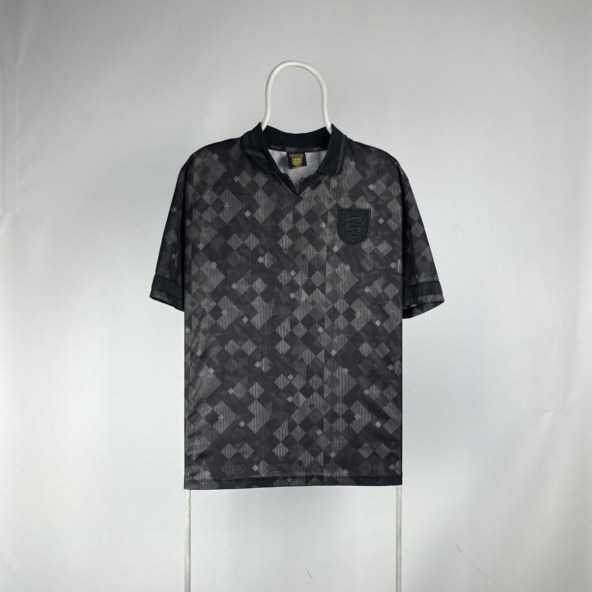 Other England 1990 Black Out Retro Football Shirt Soccer Jersey Size US M / EU 48-50 / 2 - 1 Thumbnail