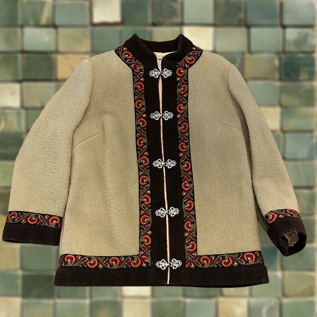 Vintage VINTAGE Firda Norway Wool Jacket Beige Clasp 80s M/L Size M / US 6-8 / IT 42-44 - 1 Thumbnail