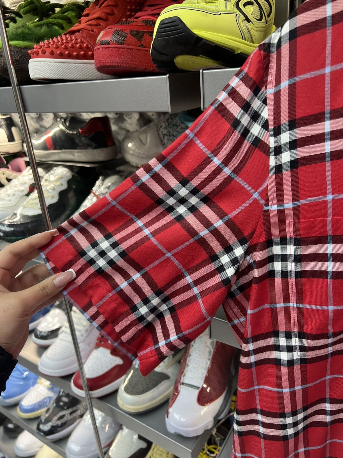 Burberry Burberry Red Stripe Button Up Tee Size US S / EU 44-46 / 1 - 3 Thumbnail