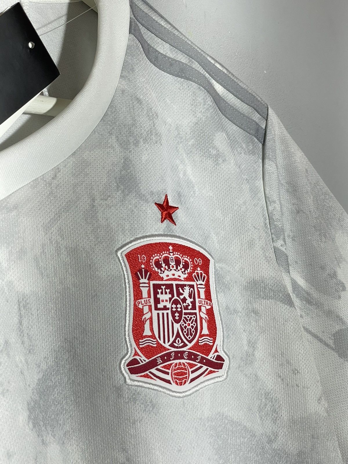 Adidas National Team Spain 2020 Away Adidas Y2k Football Shirt Size US M / EU 48-50 / 2 - 9 Thumbnail