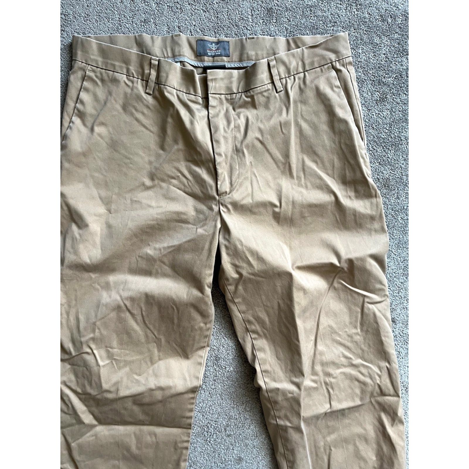 Dockers DOCKERS Pants Chinos Flat Front Classic Fit Beige 36x29 Men Regular 100% cotton Khaki Beige Solid Vintage? No. Size US 36 / EU 52 - 2 Thumbnail