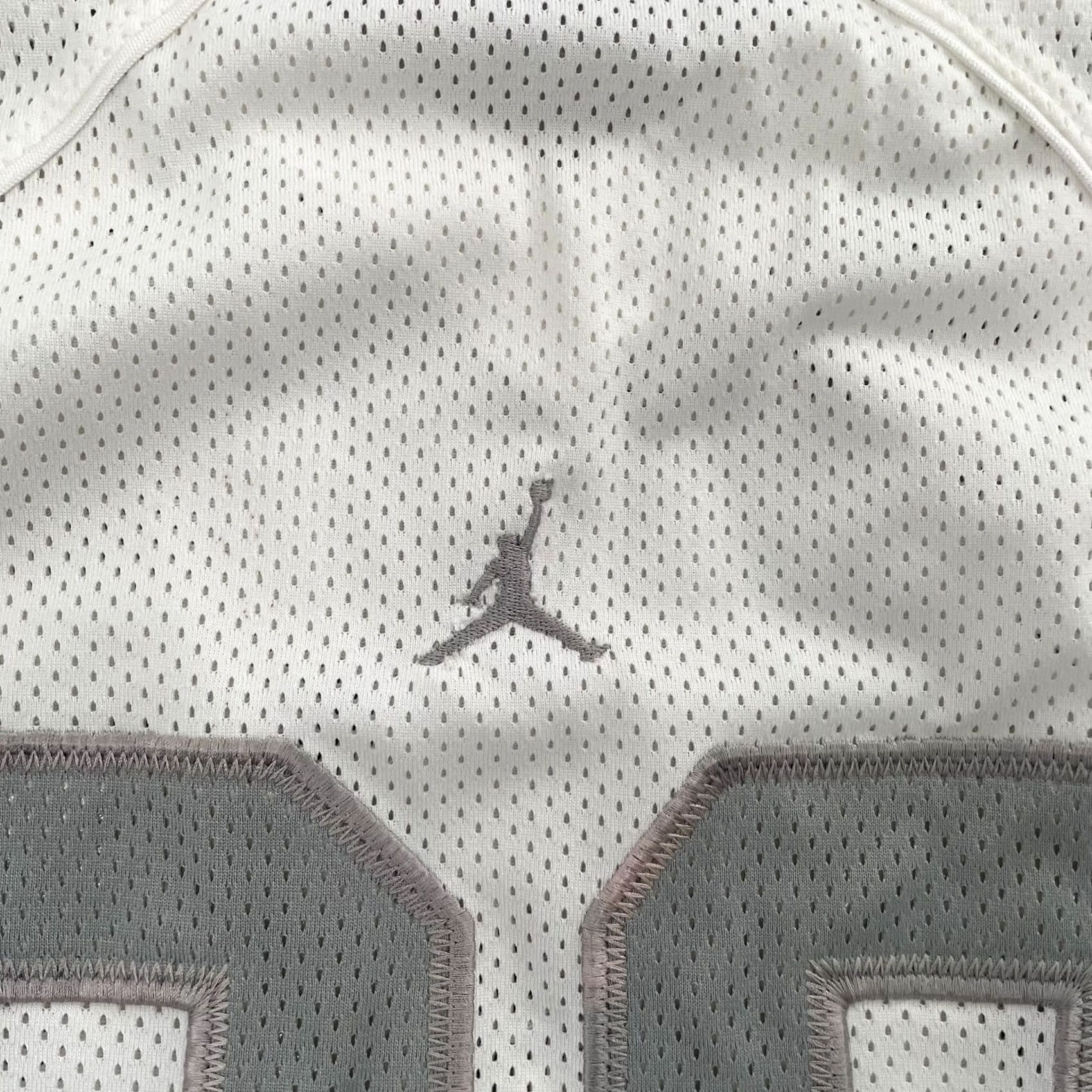 Nike VINTAGE Nike Air Jordan Jersey Adult 3XL White Sleeveless Basketball Mens XXXL Nike Jordan Jersey Size US XXL / EU 58 / 5 - 5 Thumbnail