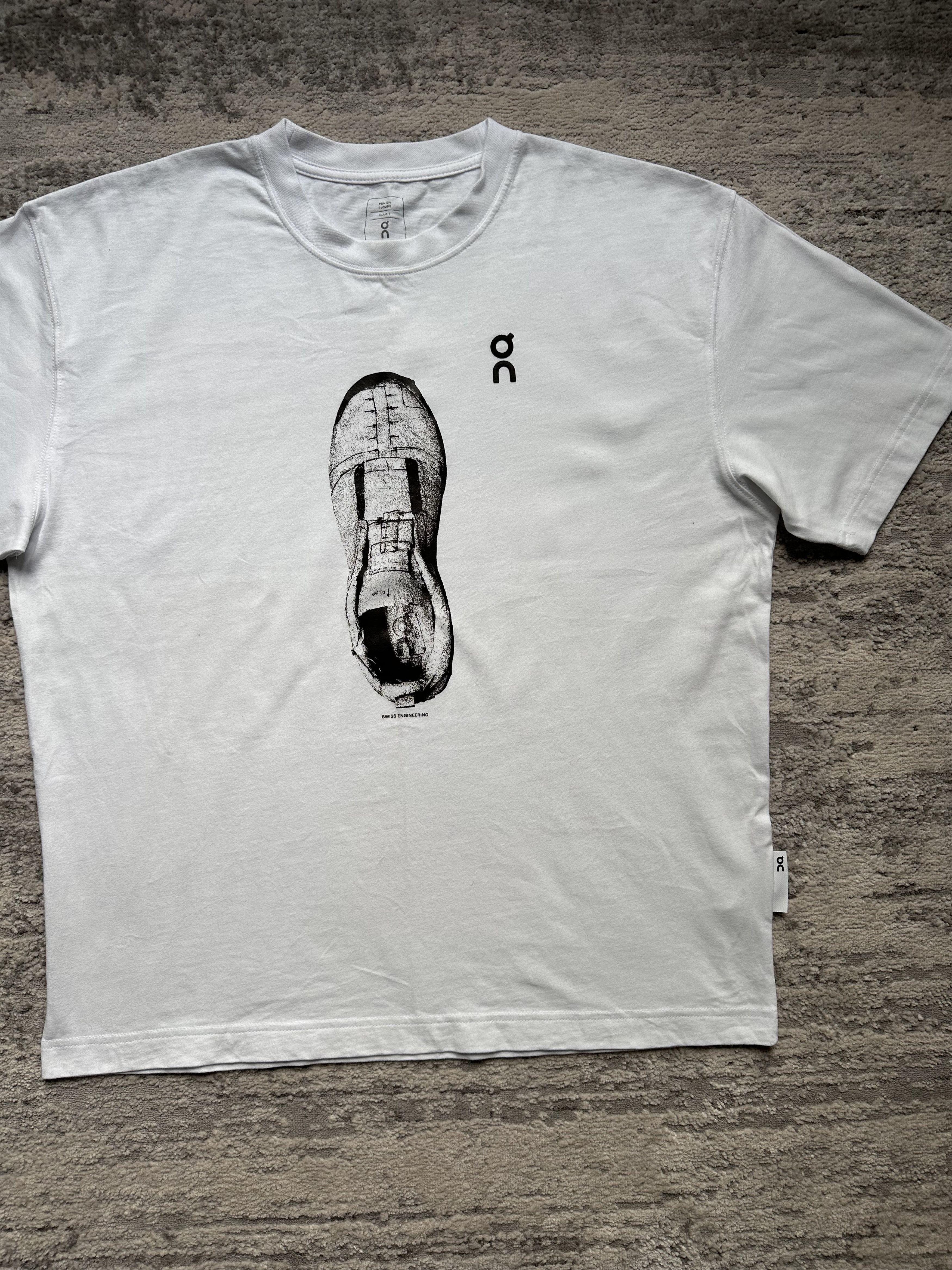 On On Running club t shirt Size US XL / EU 56 / 4 - 2 Thumbnail