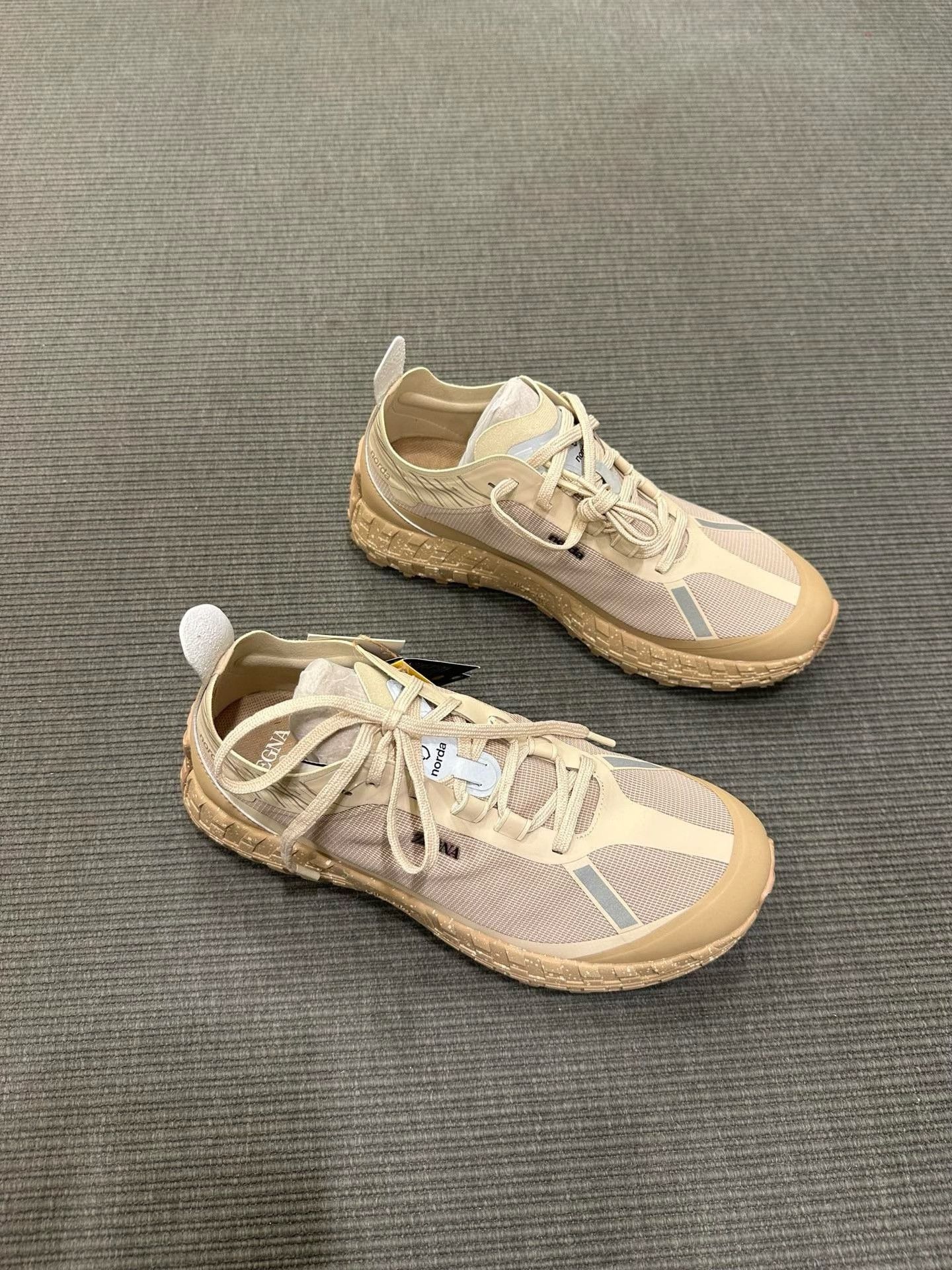 Ermenegildo Zegna Zegna Beige Hiking Sneakers Size US 10 / EU 43 - 2 Thumbnail